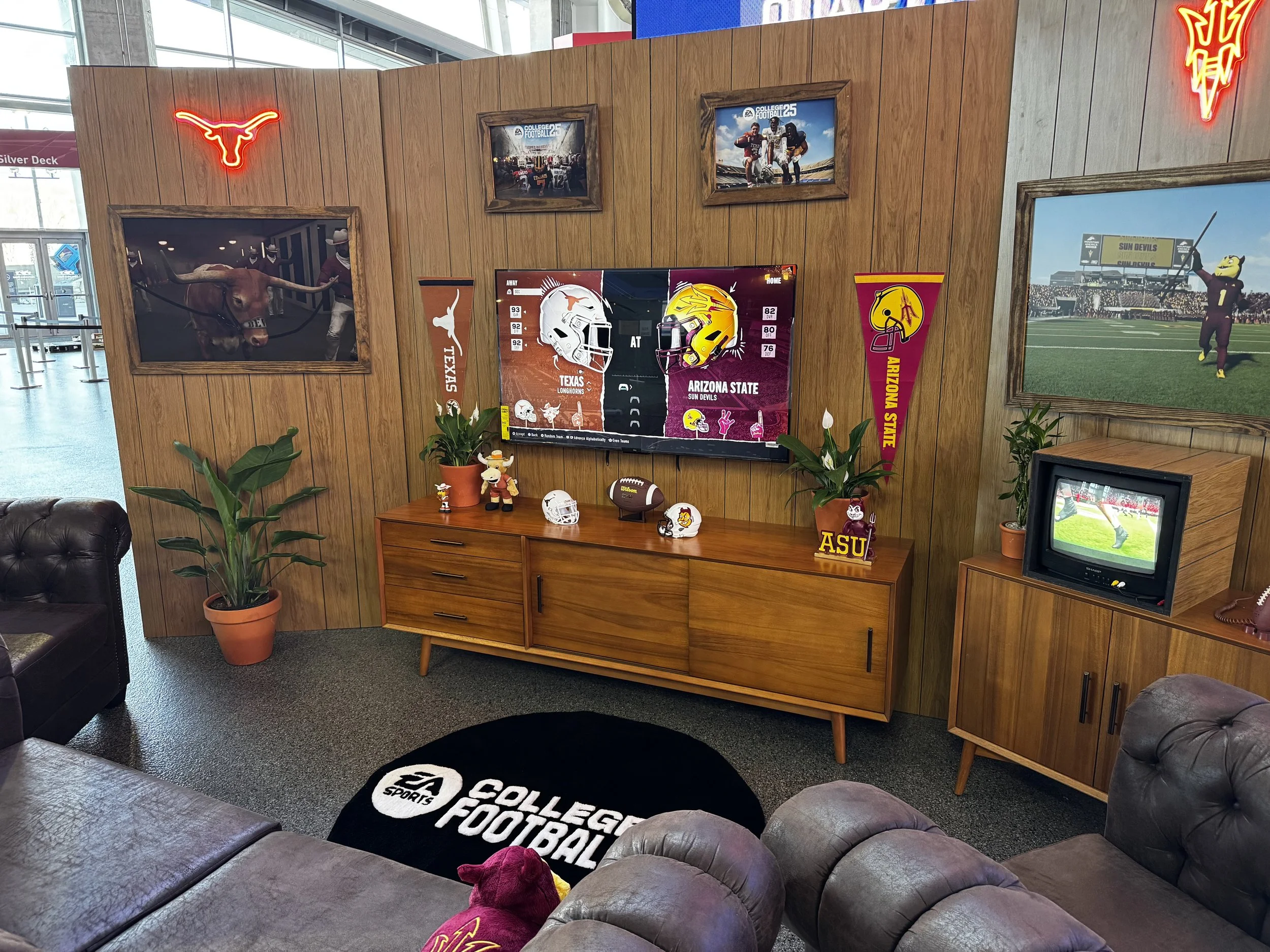 EA Sports - Peach Bowl CF25 activation