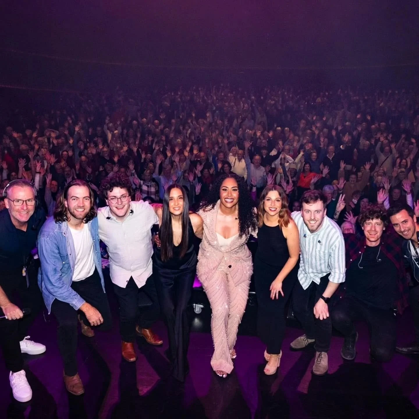 Thank you Melbourne for my first sold out show in a long time and @timcampbelltown for your beautiful gift! 🥂😘 🙏🏻 See you at @theroundmelb again real soon!