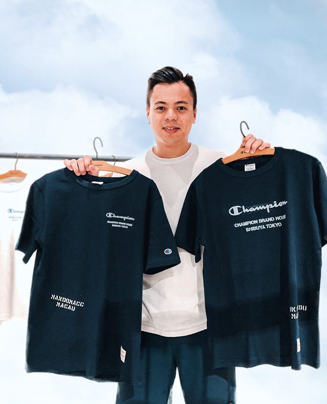 WE ARE THE CHAMPION! 
CHAMPION x @mandomacc x @yukibbkou
.
非常喜歡這套訂製T-shirt
Loving these custom made outfit!
.
.
.
.
.
.
#littletokyo #tokyotrip #tokyojapan #discovertokyo  #tokyostyle #tokyotravel #tokyotokyo #japantour #japanlover #japanesecotton #j