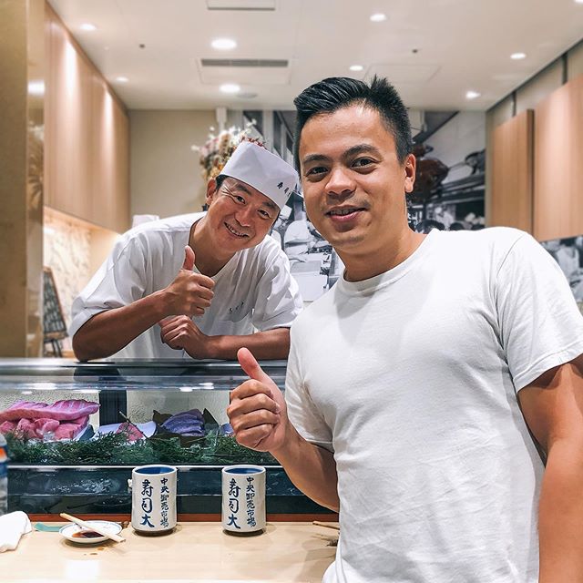 SushiDai
Toyosu Market 
One of the very best Sushi you could ever get in Tokyo ! Fresh from the market and serve to you right away! It&rsquo;s a must visit shop every time I come to Tokyo !
.
壽司大
豐洲市場
其中一家係東京最好最好既壽司店！ 每次黎到東京都係必去既壽司店！早上530出發，去到豐洲市場630