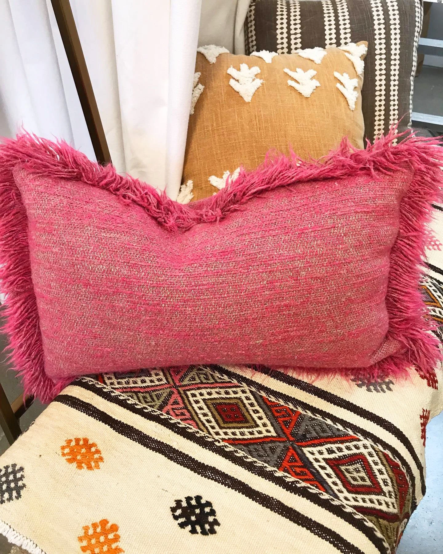 MUSTARD-PILLOW-in-the-store.jpg