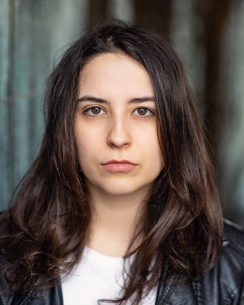 Fay Miari Professional Actor Headshot.jpg