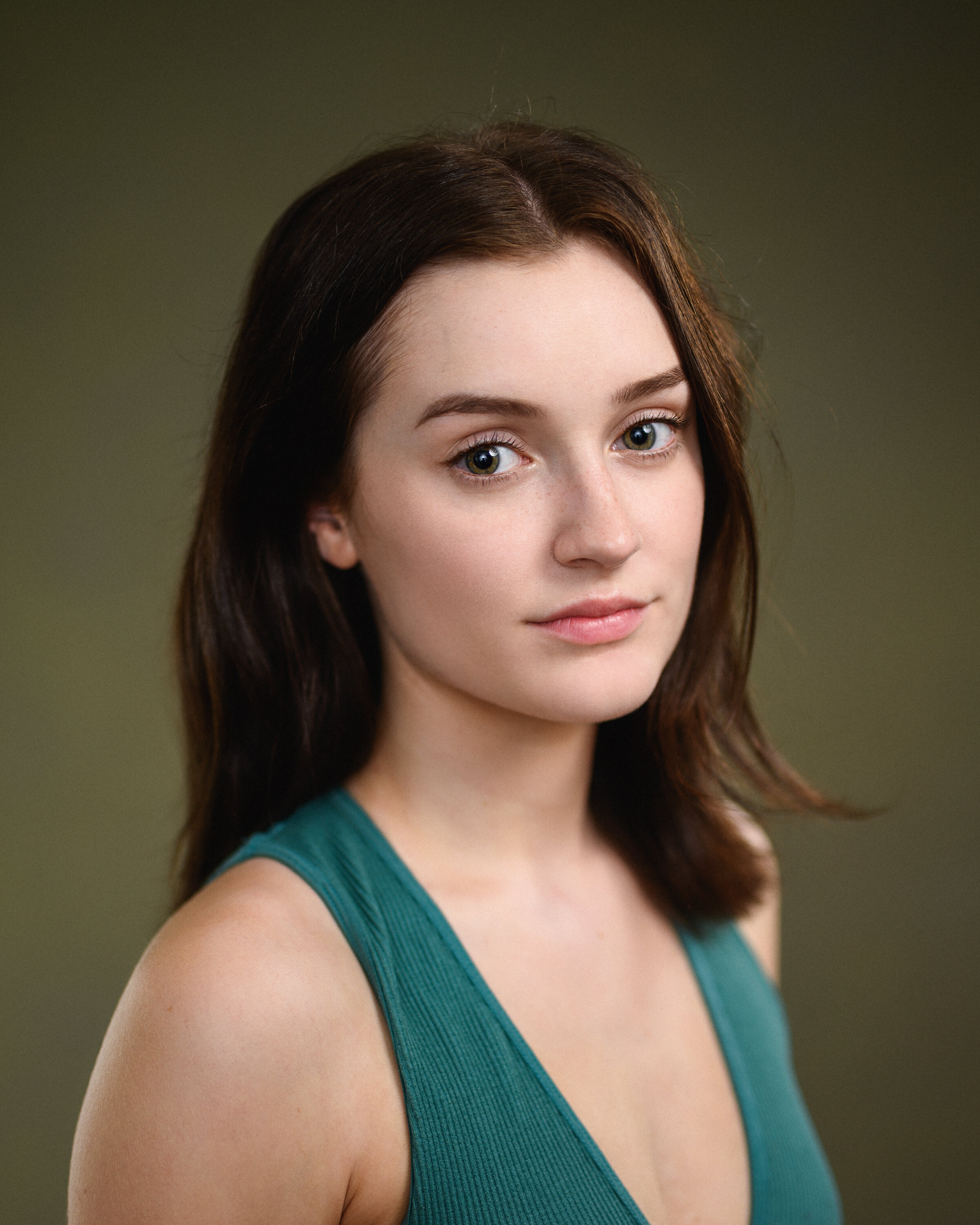 Holly Actor Headshot London.jpg