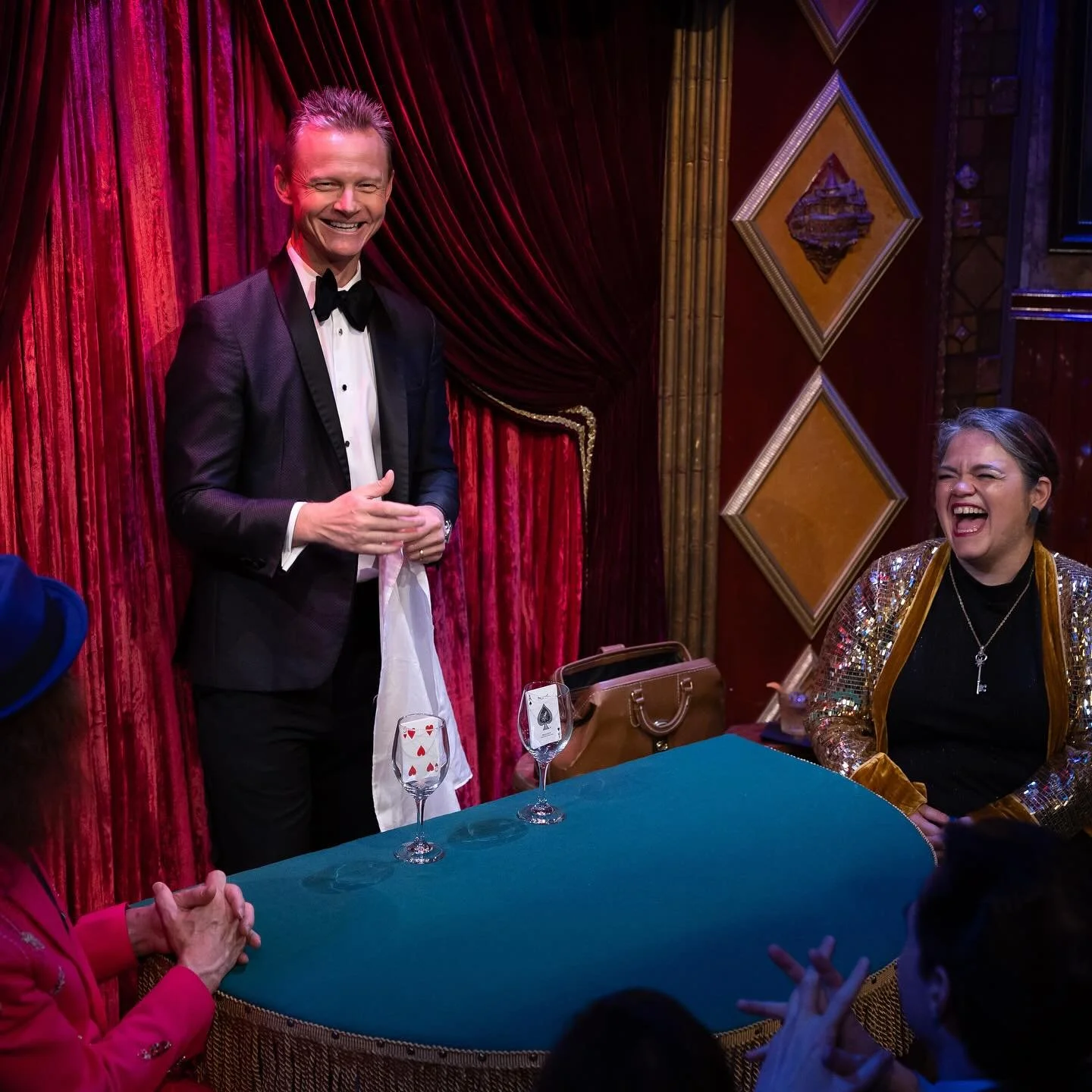 Had the immense privilege of performing in the close-up gallery at The Magic Castle for the first time! 
.
.
.
Photo Credit: Academy of Magical Arts | LMCaptured
.
.
.
#joelward #joelwardmagic #hollywoodmagician #corporatemagic #corporatemagician #sa