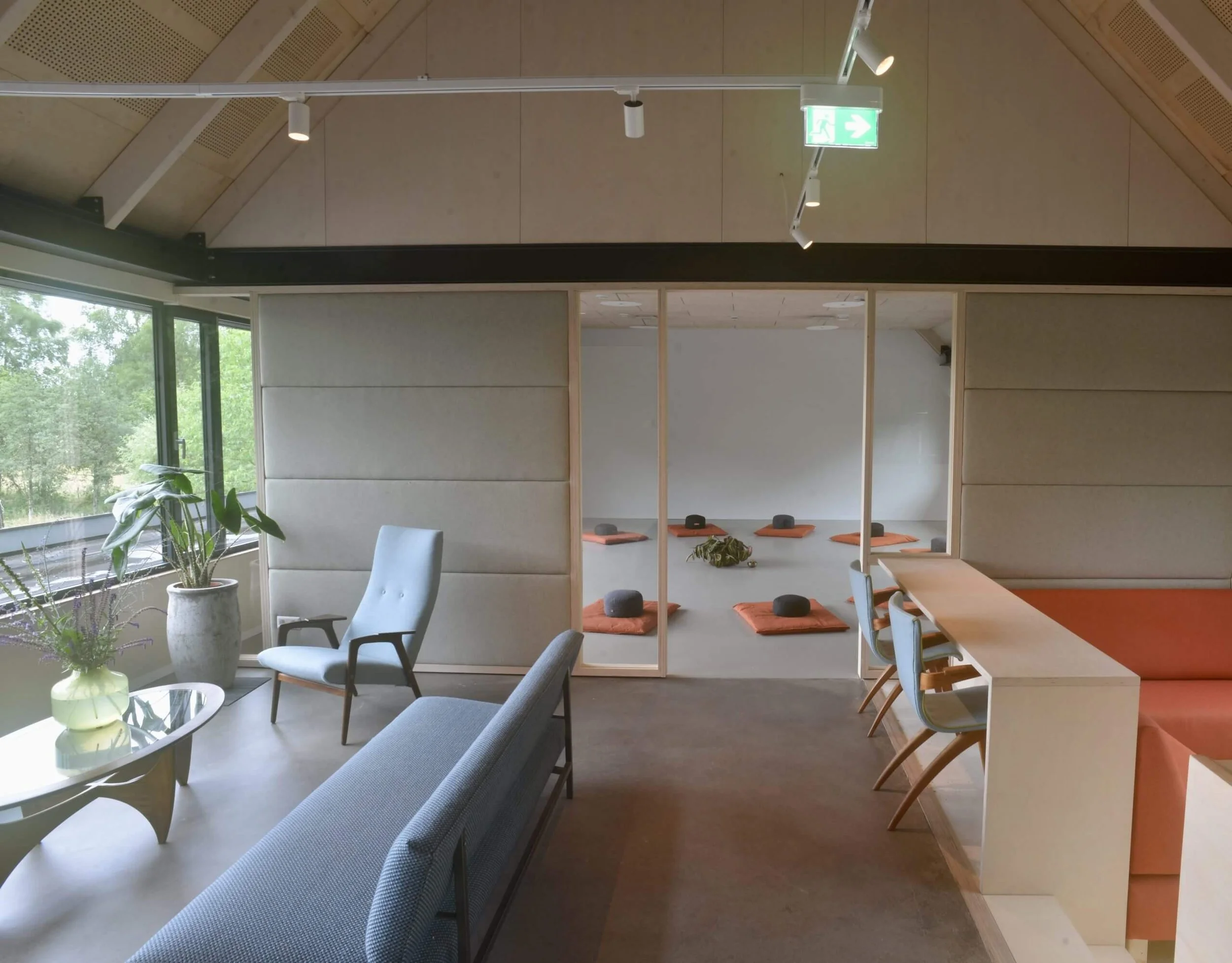 interieur retraite yogacentrum.jpg