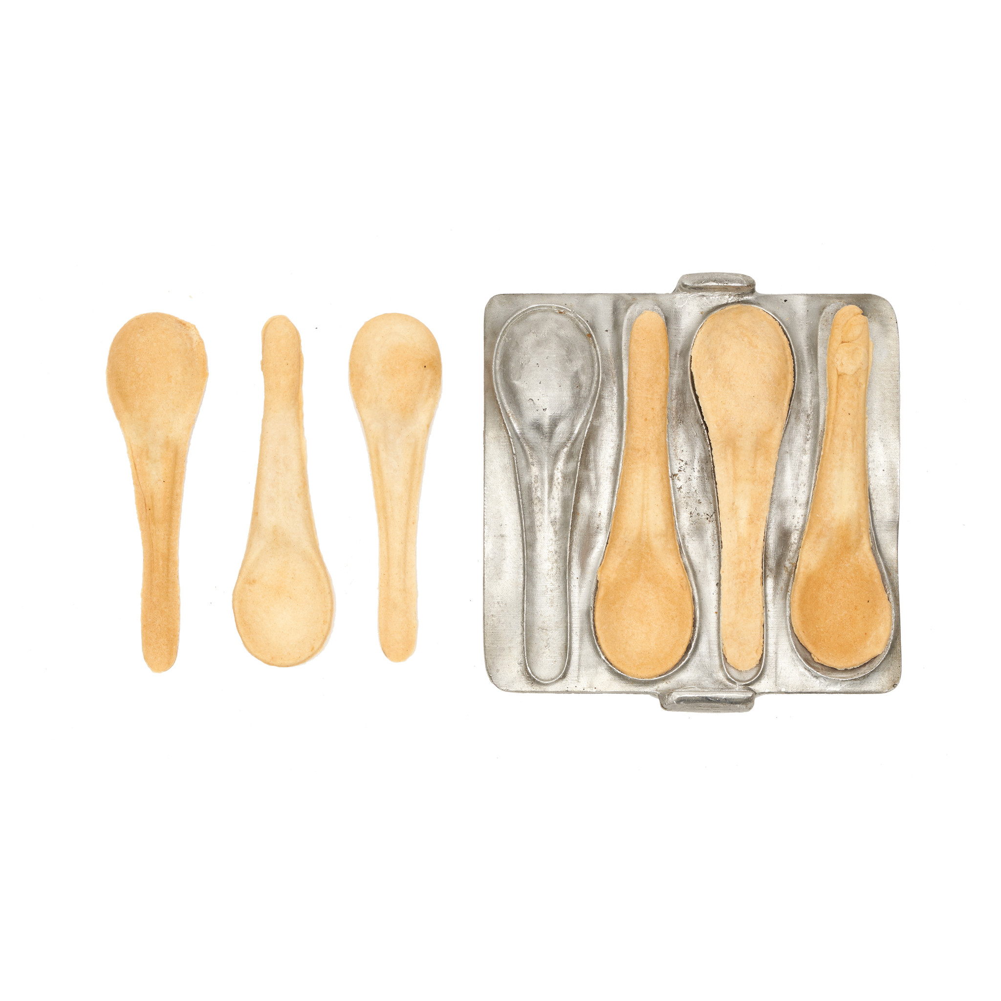 ELDESIGN: EATME SPOONEatme spoon is a project of baking trays for making edible spoons and later other cutlery. With focus on local and sustainable manufacturers, our product enables both individuals and businesses to create their own edible cutlery…