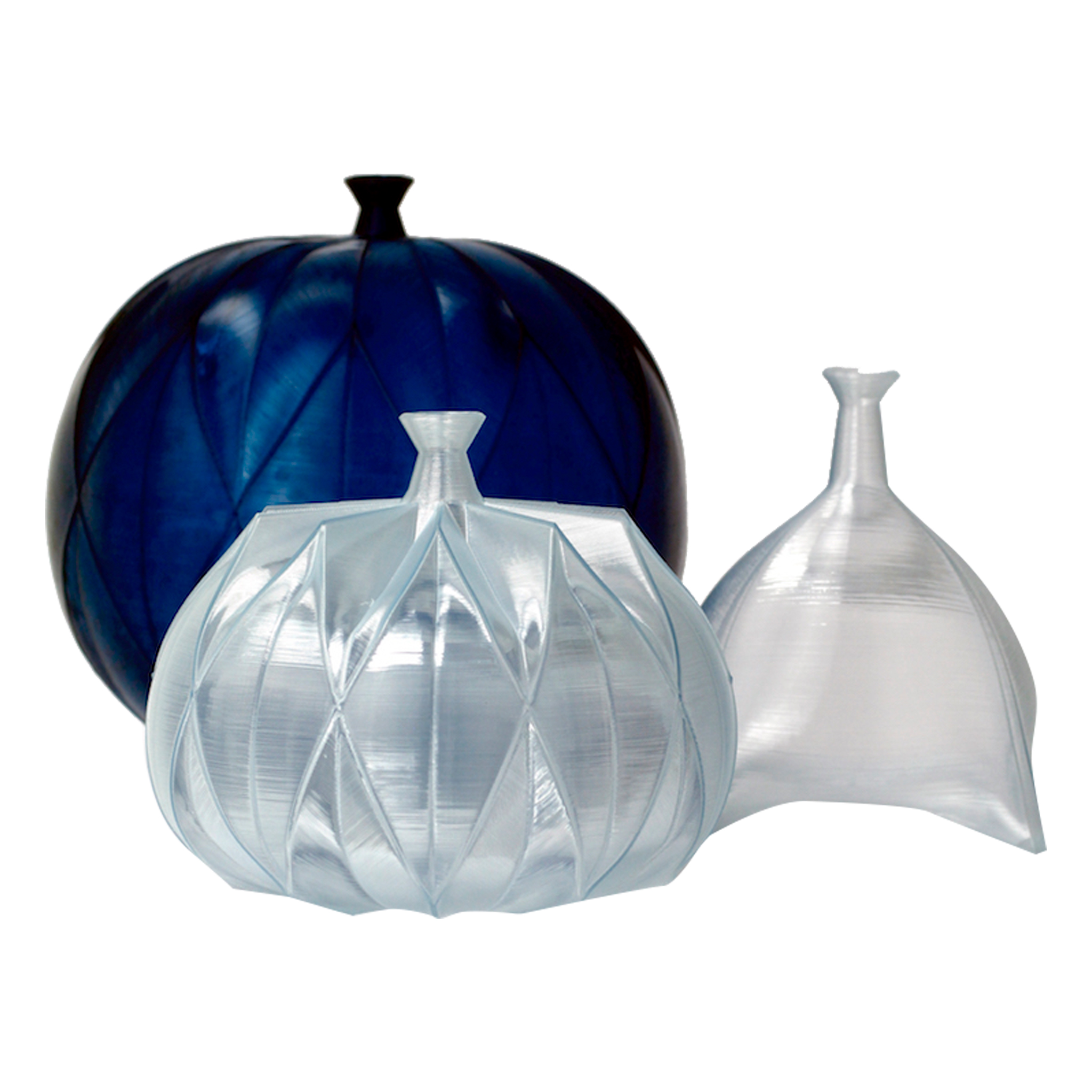 STUDIO ROOS MEERMAN : AERA FABRICAThe technique Aera Fabrica is a combination of blow moulding, glass blowing and 3D printing. From an experiment with stretching plastic, the studio moved to seeing the plastic form as a balloon that you can blow up.…