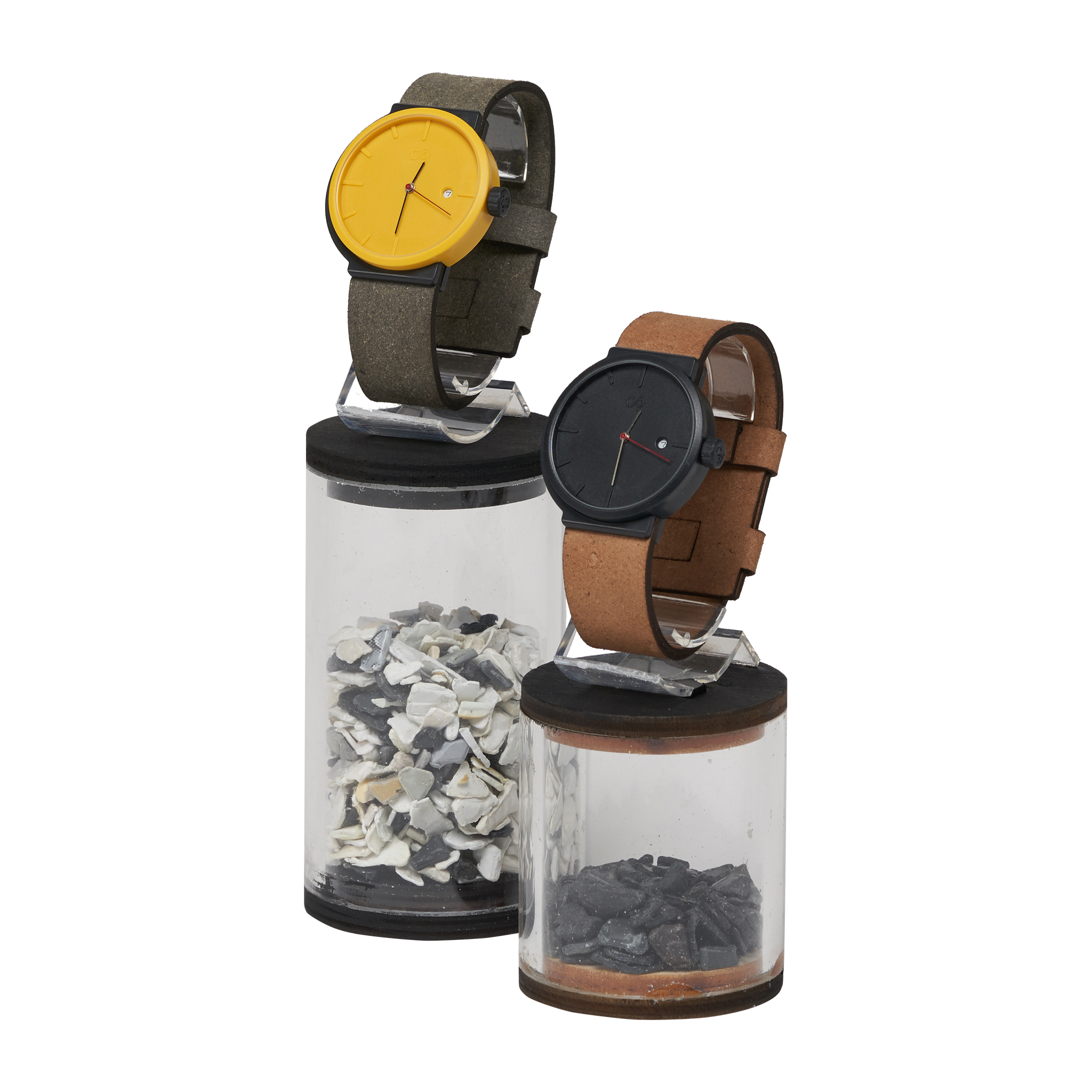 CIRCULAR CLOCKWORKSTo make the circular economy a success, a change in the image of recycled materials is necessary. Our solution? An eye catcher in the form of a wristwatch made from recycled materials. The casing, for instance, is made from recycl…