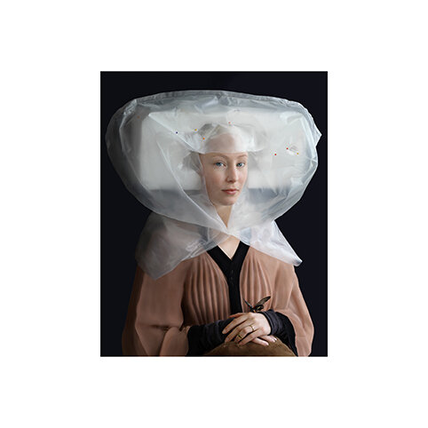 MIND OVER MATTER Suzanne Jongmans’ work is interdisciplinary; she is a hairdresser, sculptor and a costume designer. As a photographer, she then converts the three-dimensional images to the flat surface. She uses all kinds of materials that she fin…