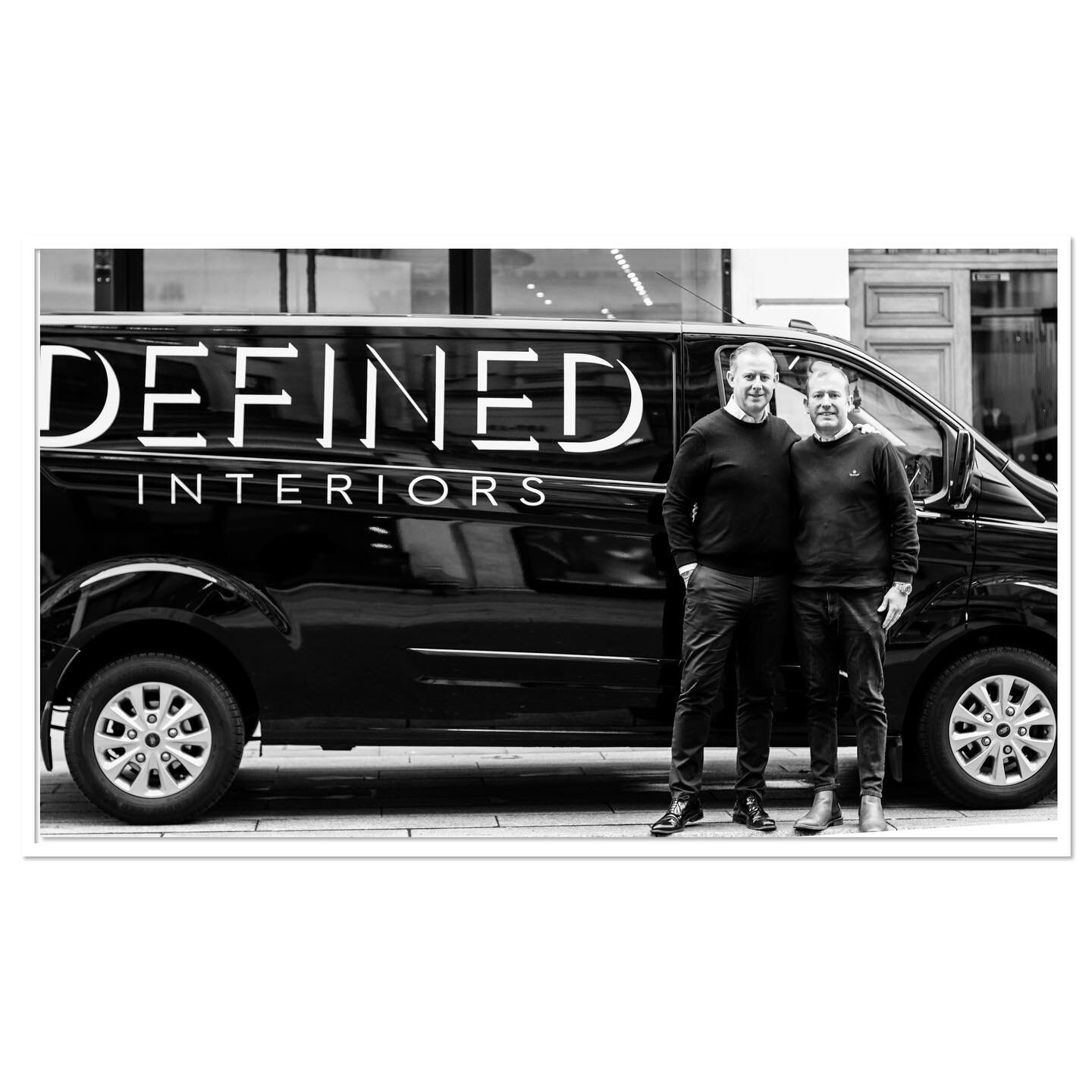 V E H I C L E  B R A N D I N G

Just two men and their van, stopping traffic on New Bond Street 💁&zwj;♂️💁&zwj;♂️

Don&rsquo;t mind us just out there making an impression, making those roads look better! 

If you see us, give us a wave, give us a to