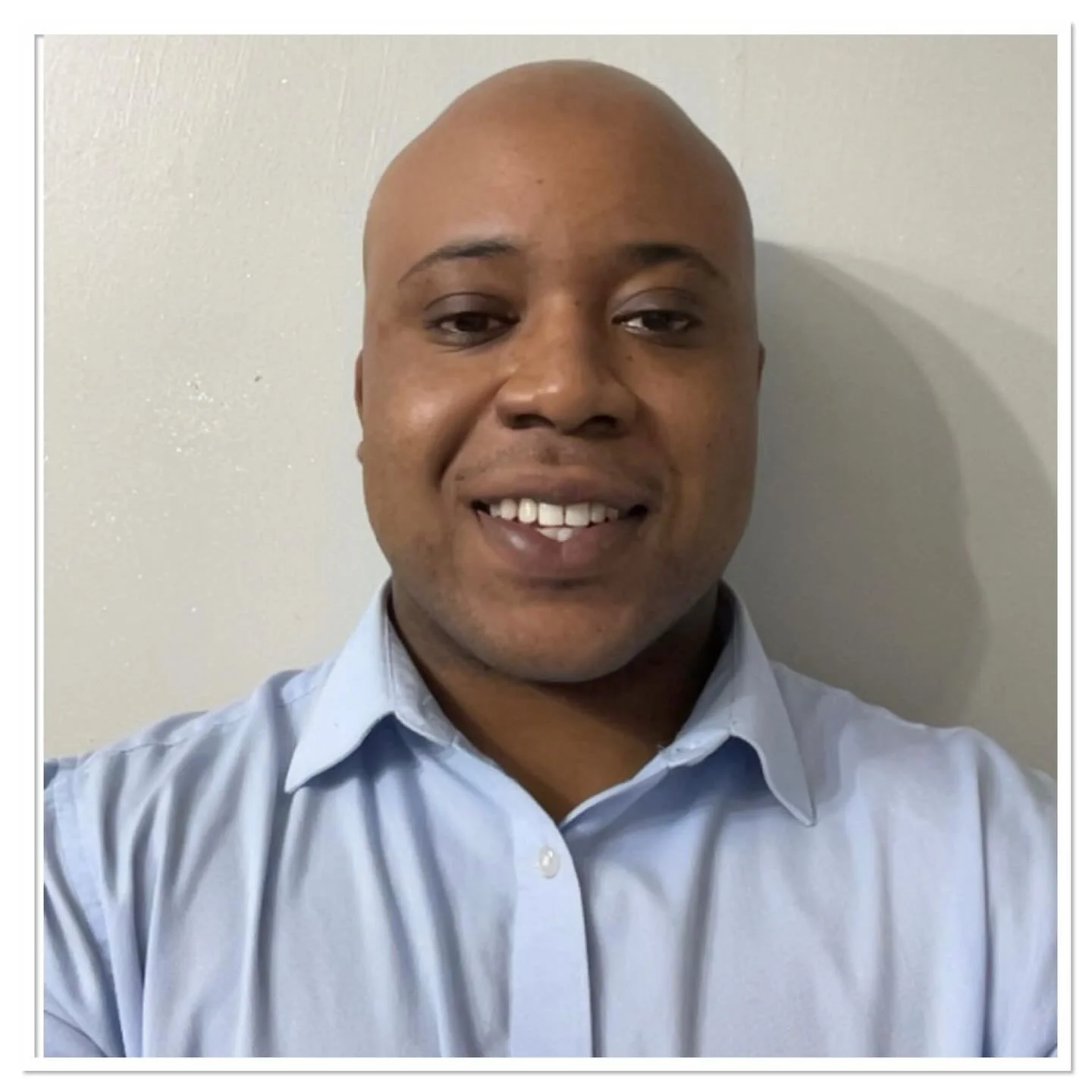 N E W  T E A M  M E M B E R
 
Defined Interiors are Delighted to Welcome Fadlulah Yussuf to the team. Fad joins our Commercial team as Assistant Quantity Surveyor.
 
Fadluah is a motivated and commercially astute Quantity Surveyor currently undertaki