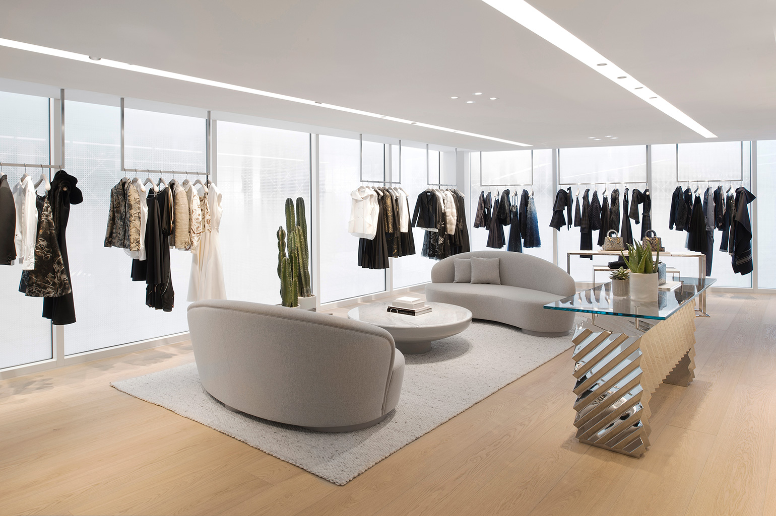 Dior-Content-05-interior-second-floor-rtws.jpg