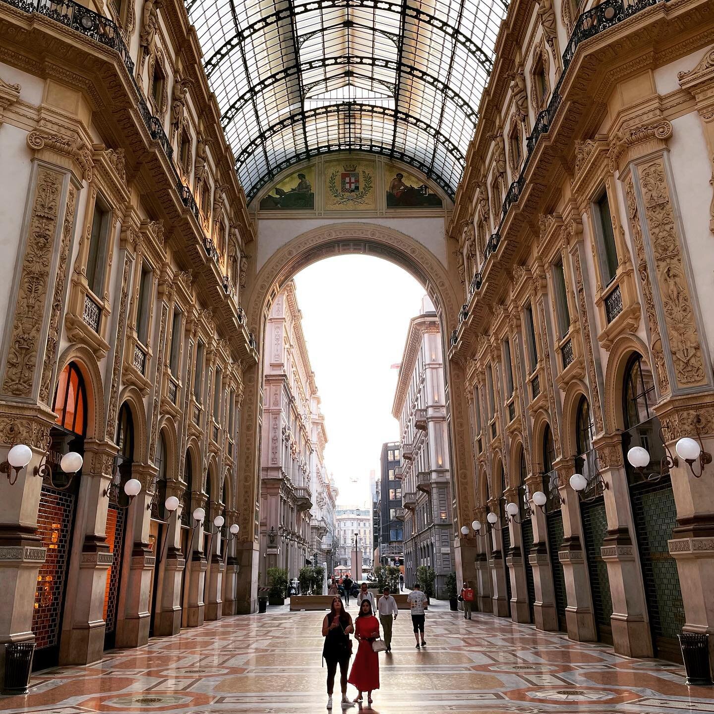 Where shopping was really mastered.

.
.
.
#myefskiarchitects #milan #shopping #skylights #architecturephotography #milano #galleria