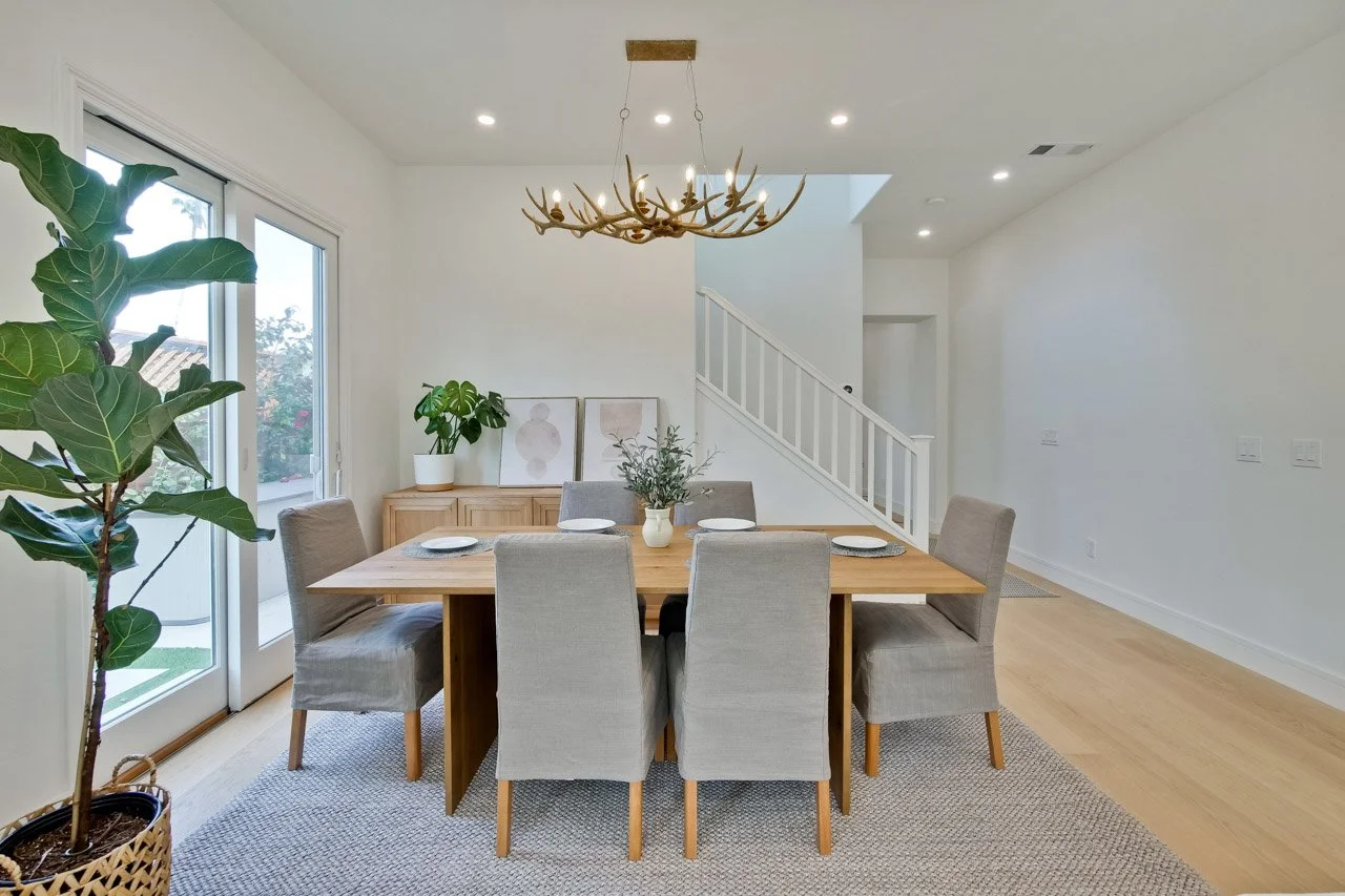 Dining Area      3_mls.jpg