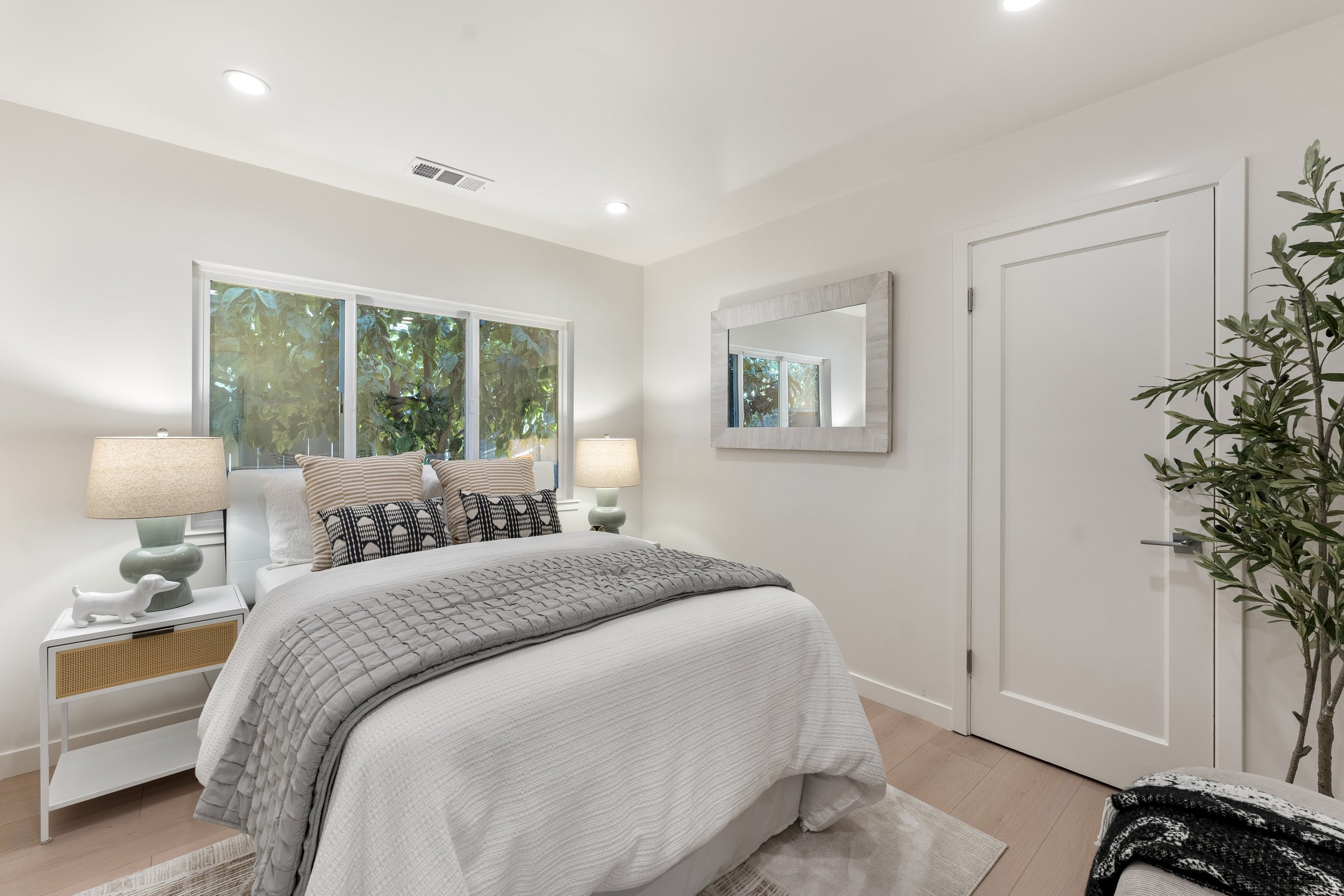 625 Empey Way - 49.jpg