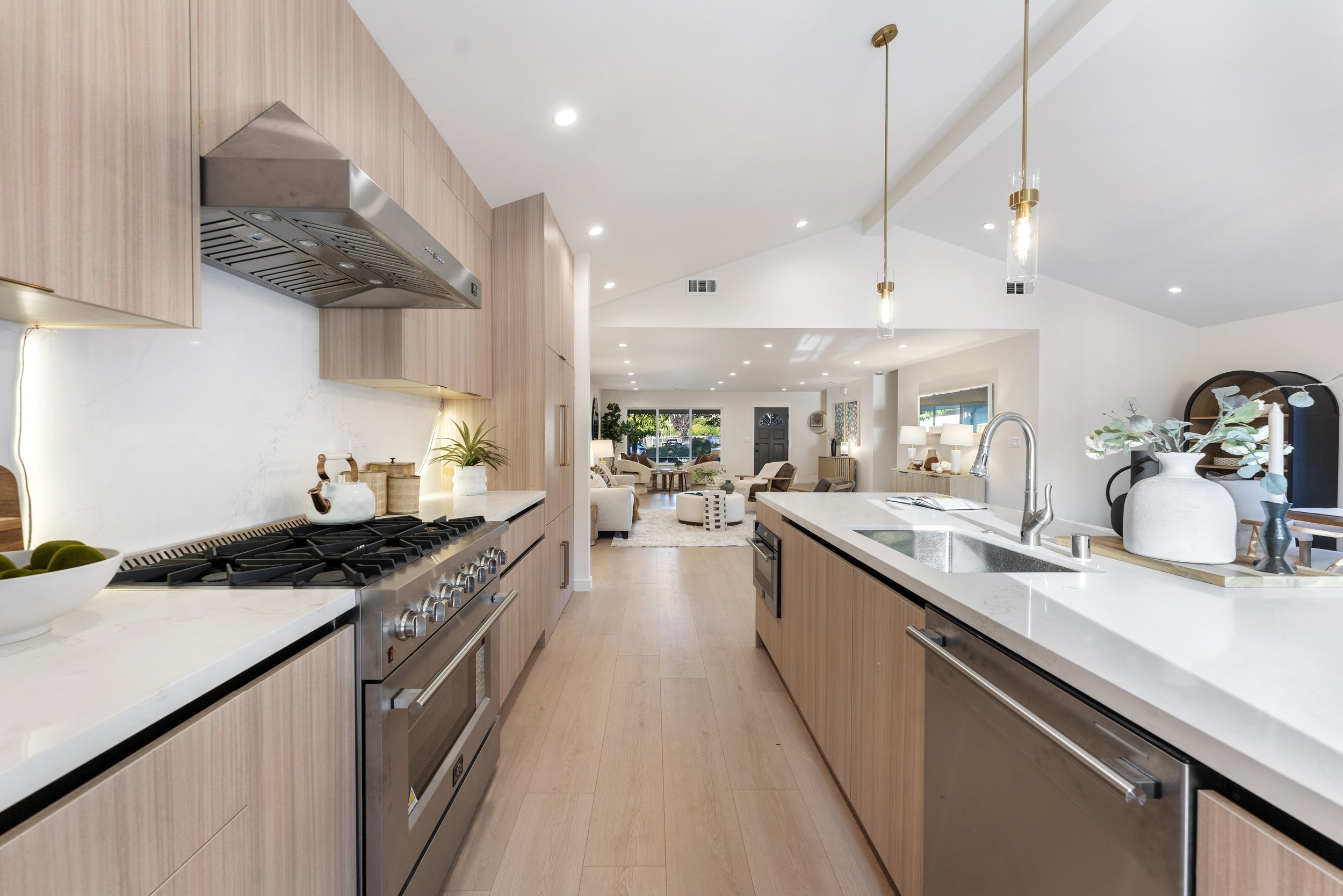 625 Empey Way - 79.jpg