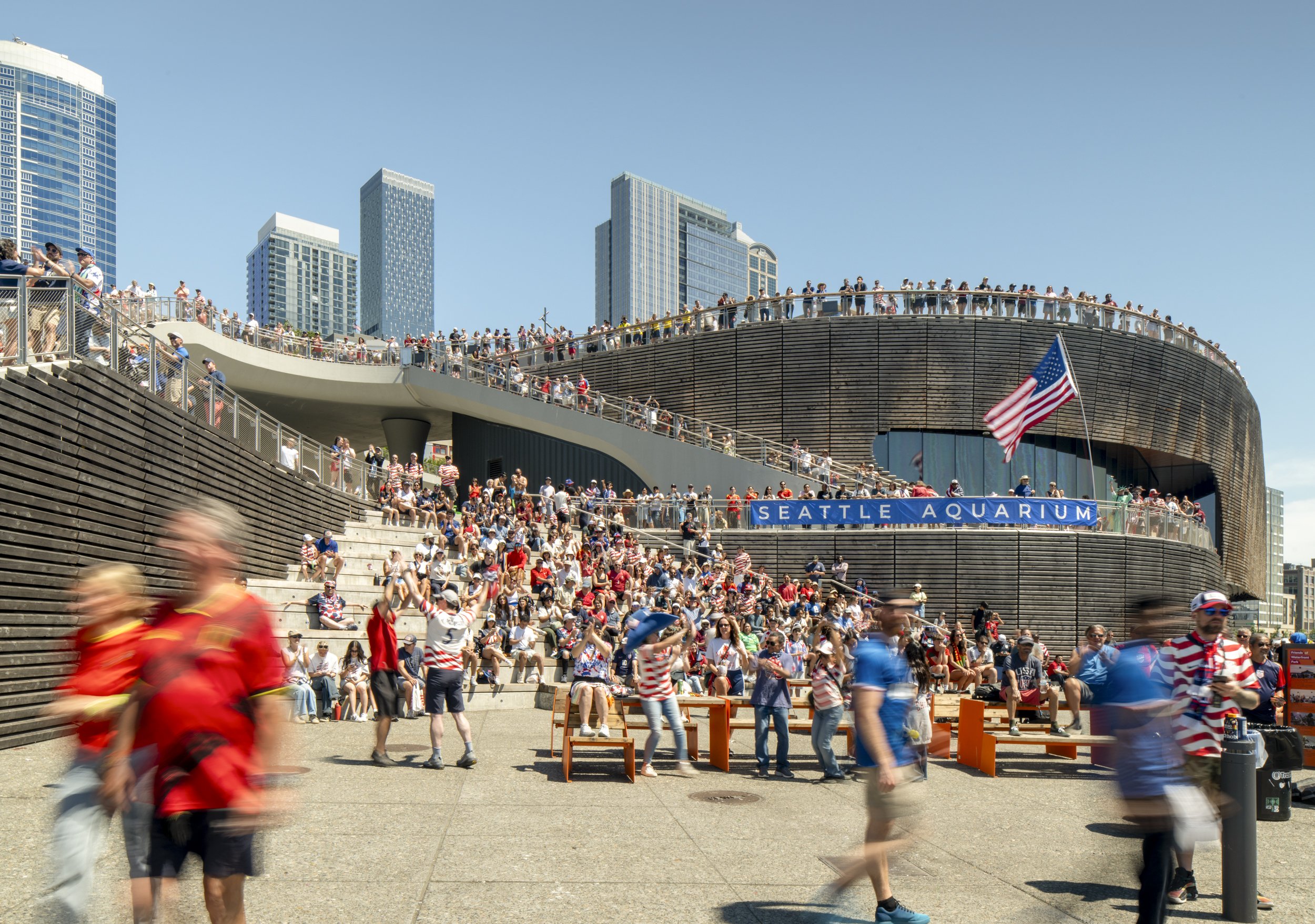 Kirk Hostetter Overllok Walk Seattle Wold Cup (2 of 3).jpg