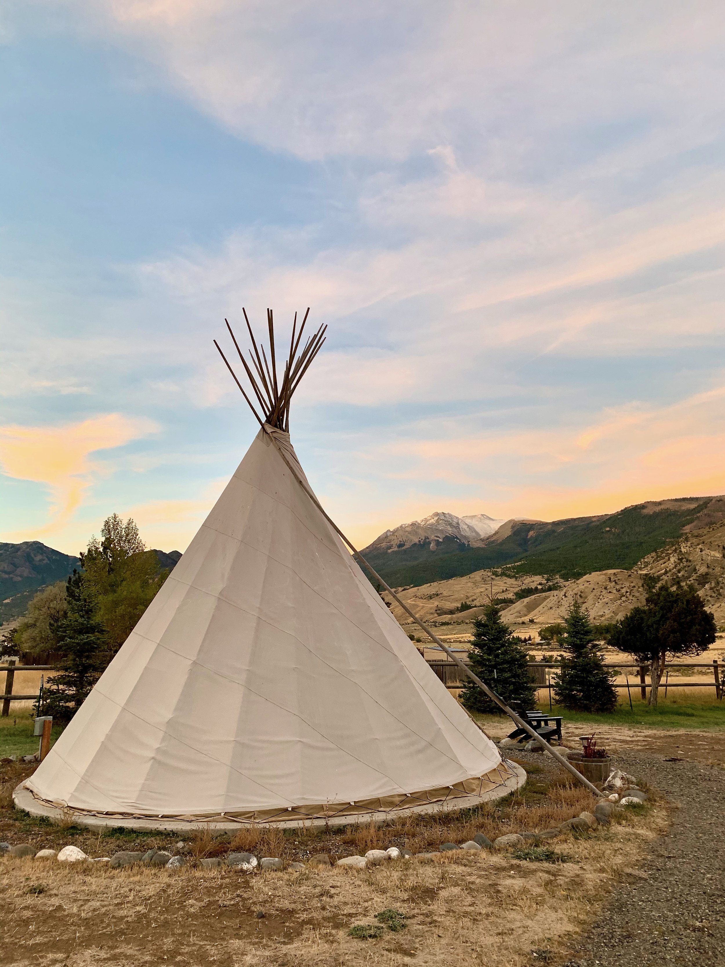 Yellowstone - 7 of 91.jpeg