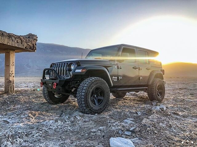 Frost may be bitter, but it sure does make them Mammoth Wheels look a lot tougher doesn't it?
📸: @dirtygertie_jlu
#Mammoth4x4
#Jeep
#Wrangler
#JeepLife