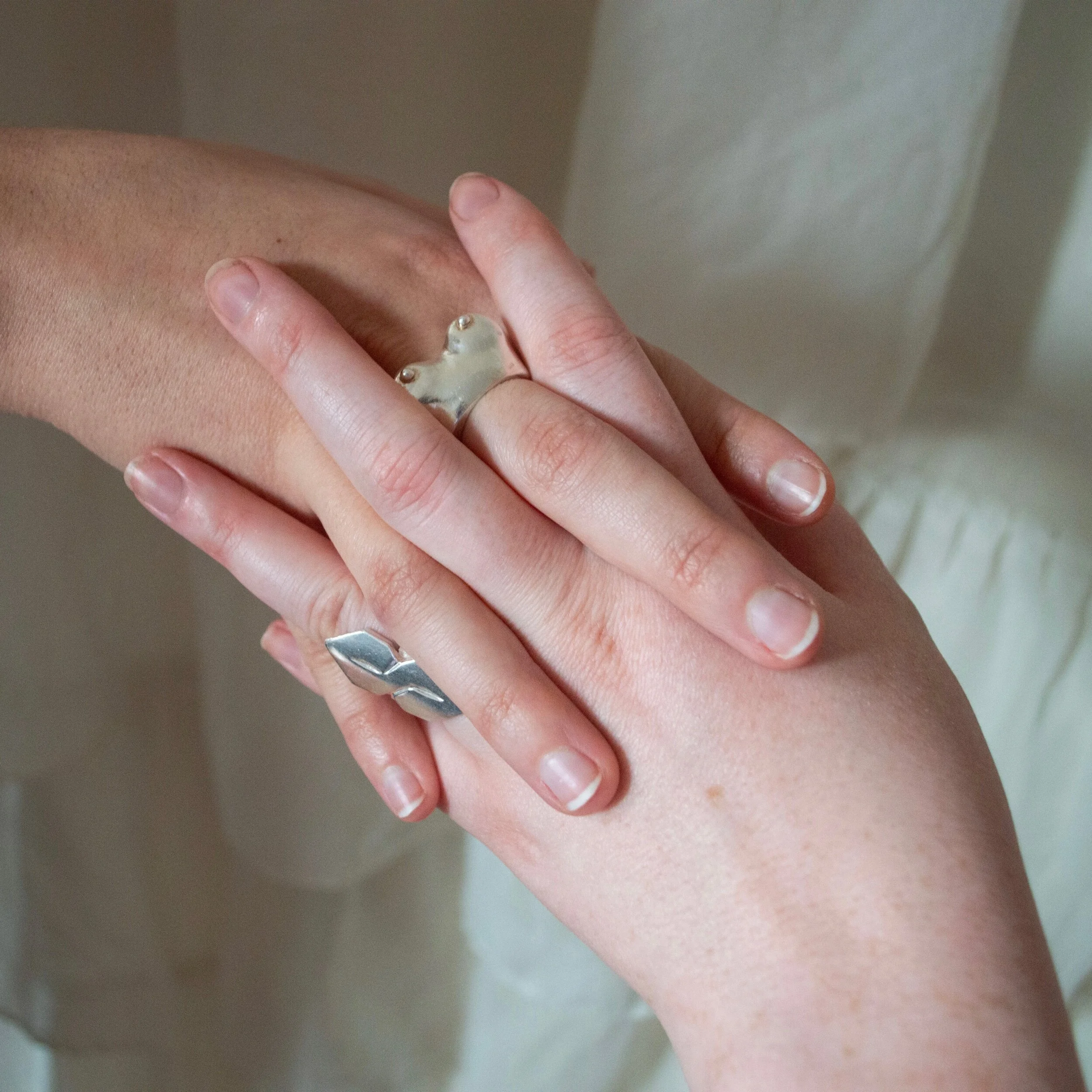 9AB26357-2CB5-4DB6-BABD-05741FD4F5CD