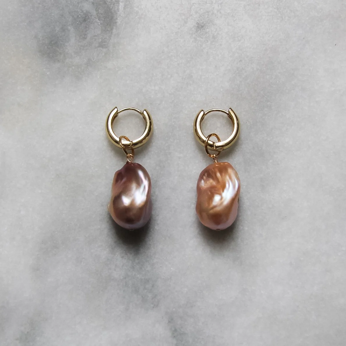 mauve large pearl drop.JPG