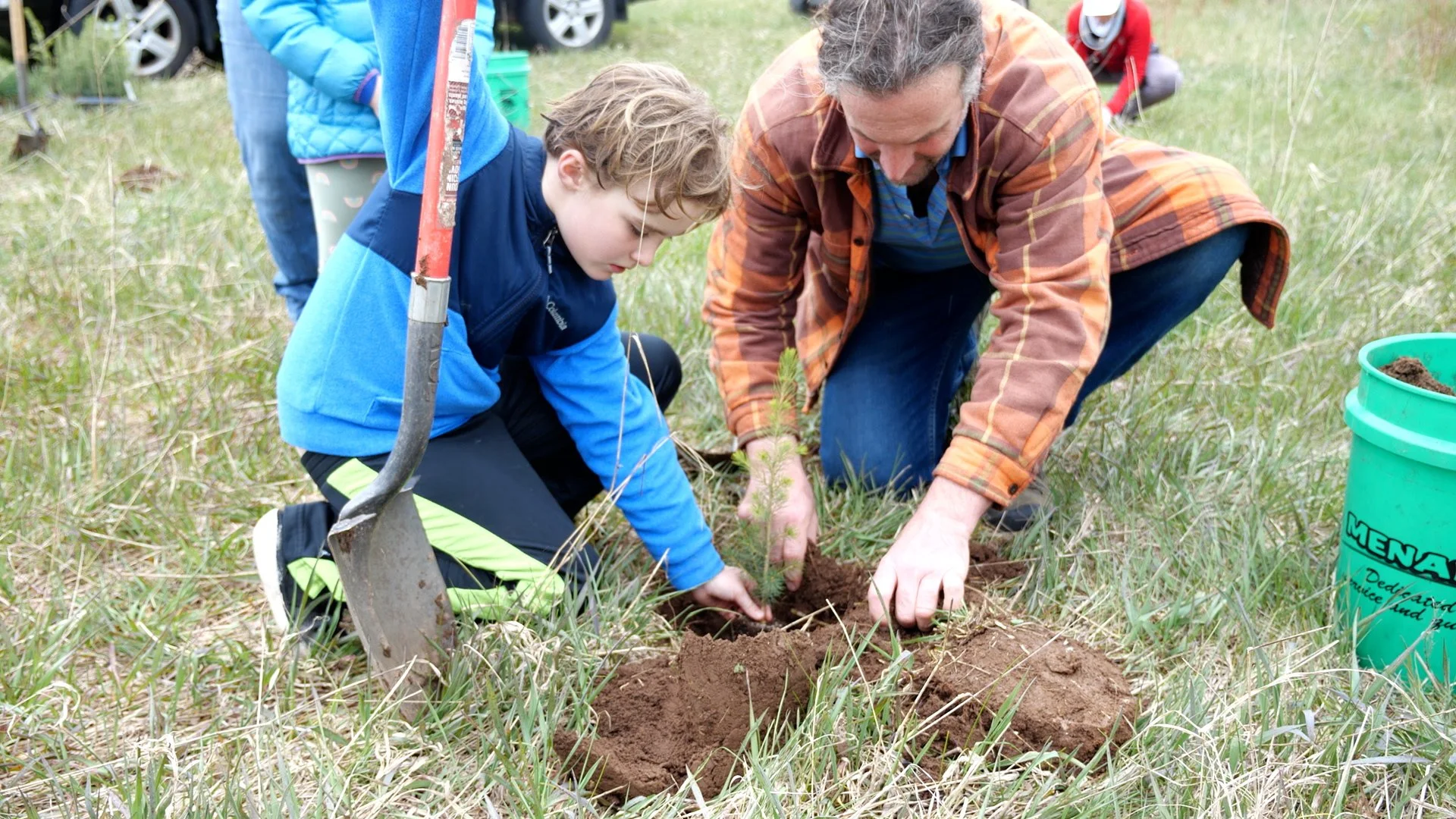 Tree Planting.JPG