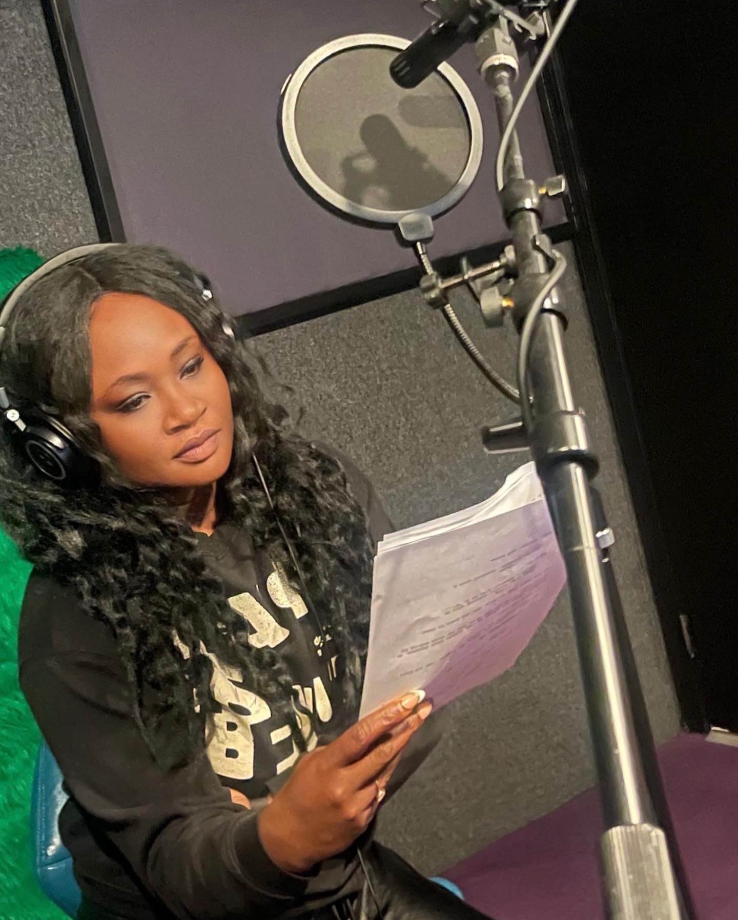 As an actress not often you get to use your Jamaican patois🇯🇲And when you get the opportunity, it&rsquo;s go time. Looking forward to seeing more authentic Caribbean voices. 🗣🔇 🎙🎧 🇯🇲#representationmatters #jamaicansinhollywood #voiceacting #v