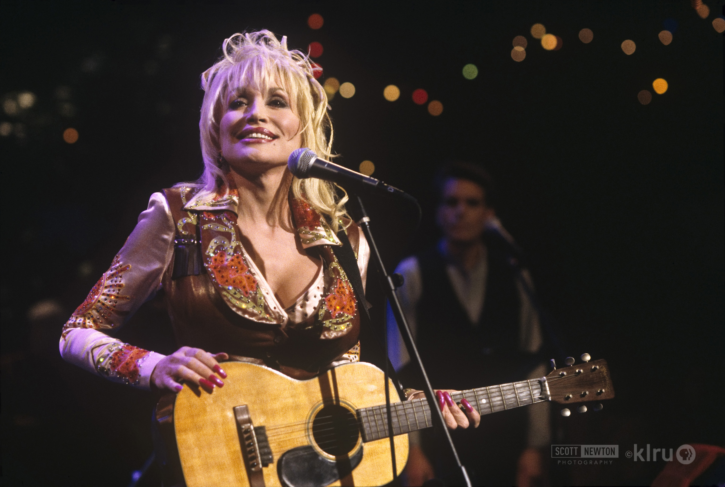 Dolly Parton    2000