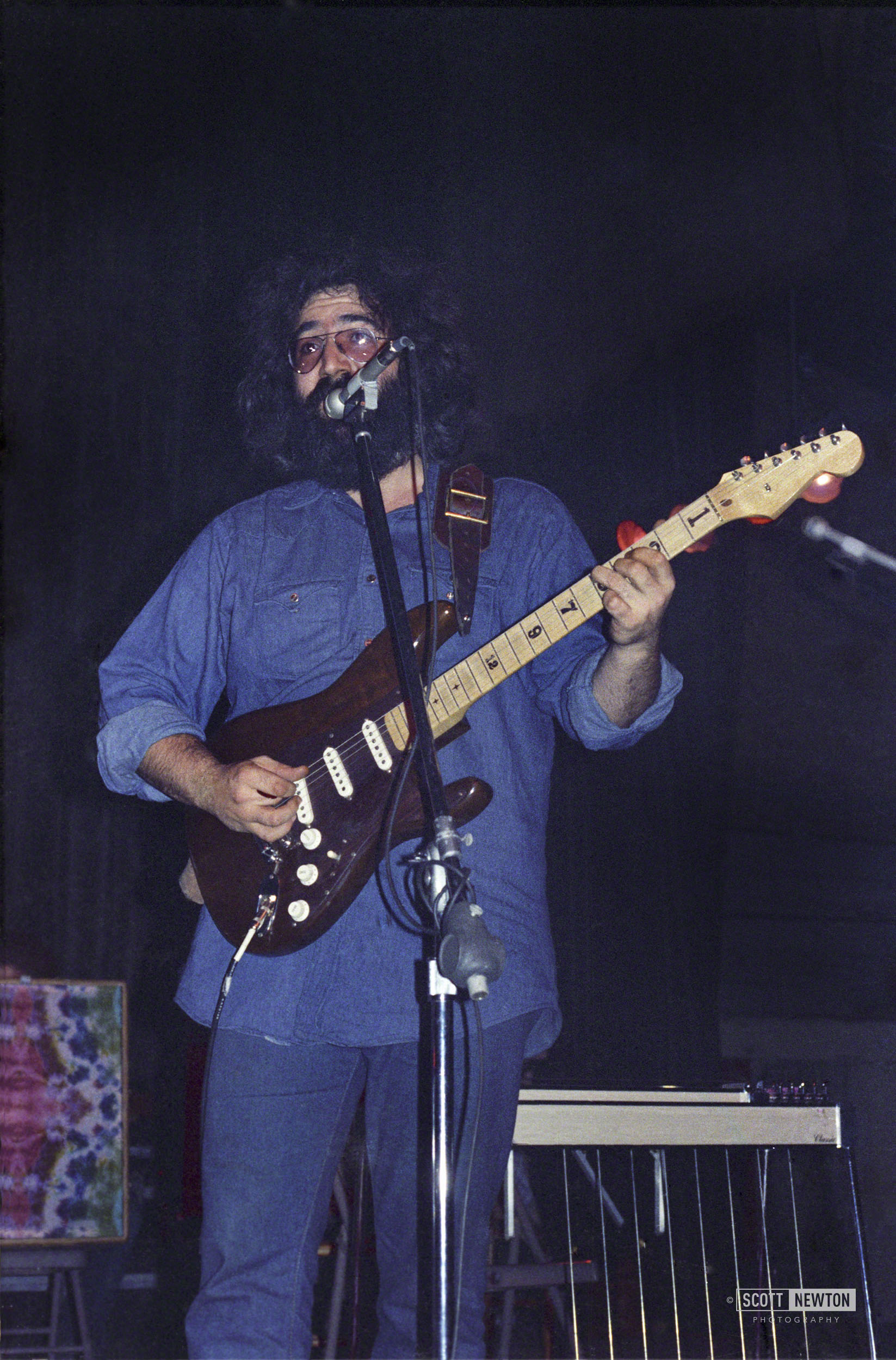 Jerry Garcia @ Armadillo World Headquarters Thanksgiving 1972