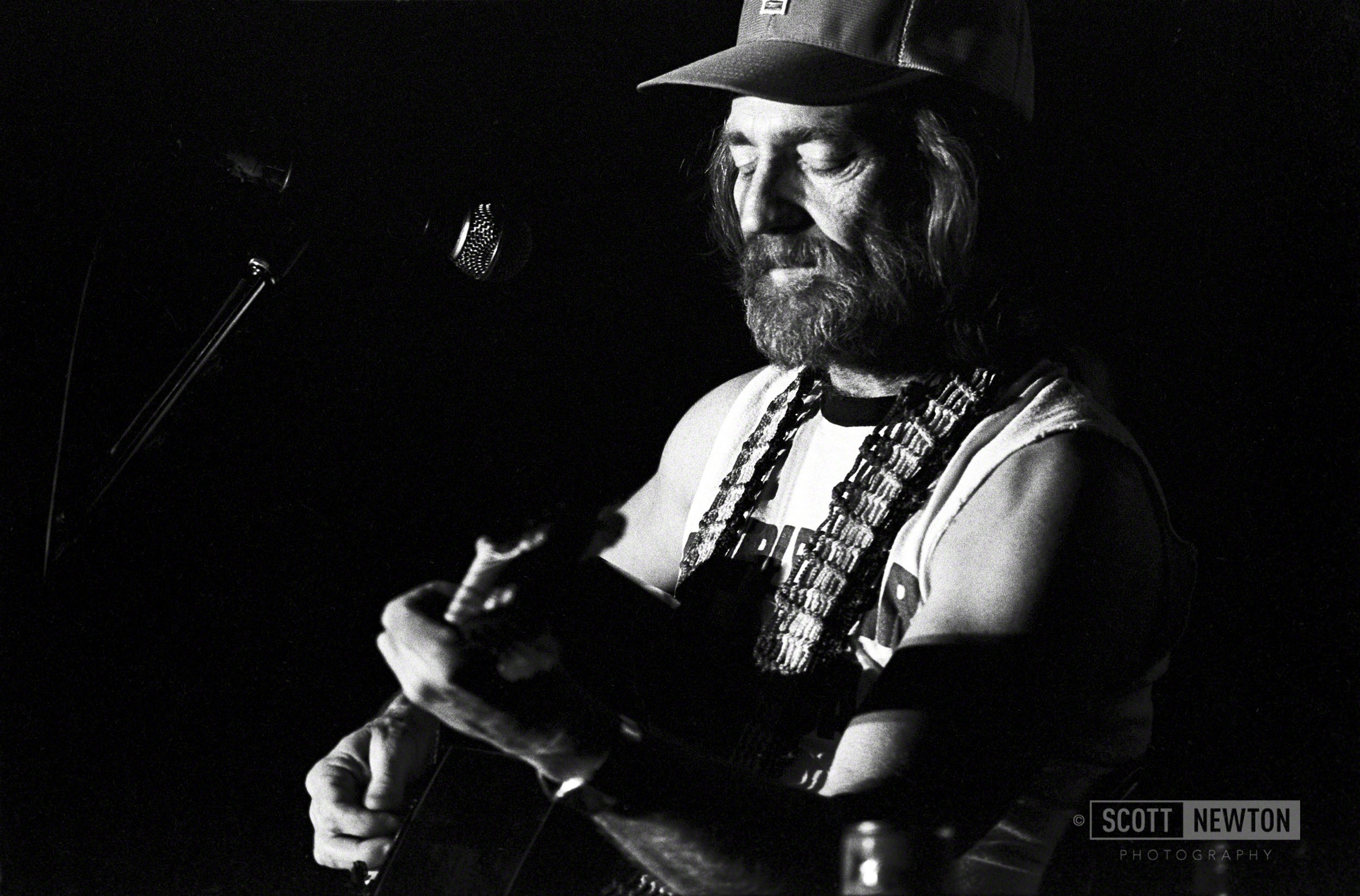 Willie @ Austin Opera House 1977