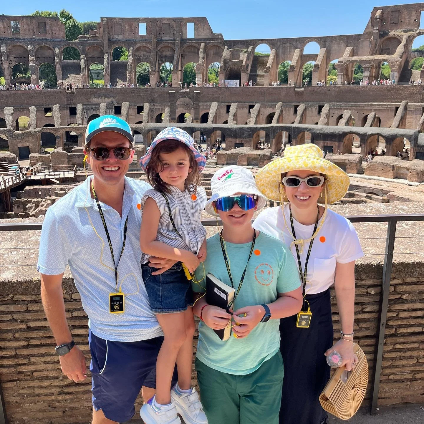 What we ate in Capri &amp; Rome 🇮🇹

Italy really was a dream trip&mdash;we indulged in food, and nerded out on culture &amp; history. I don&rsquo;t think we ate at a restaurant younger than 1950, which makes every delicious meal even a little more 