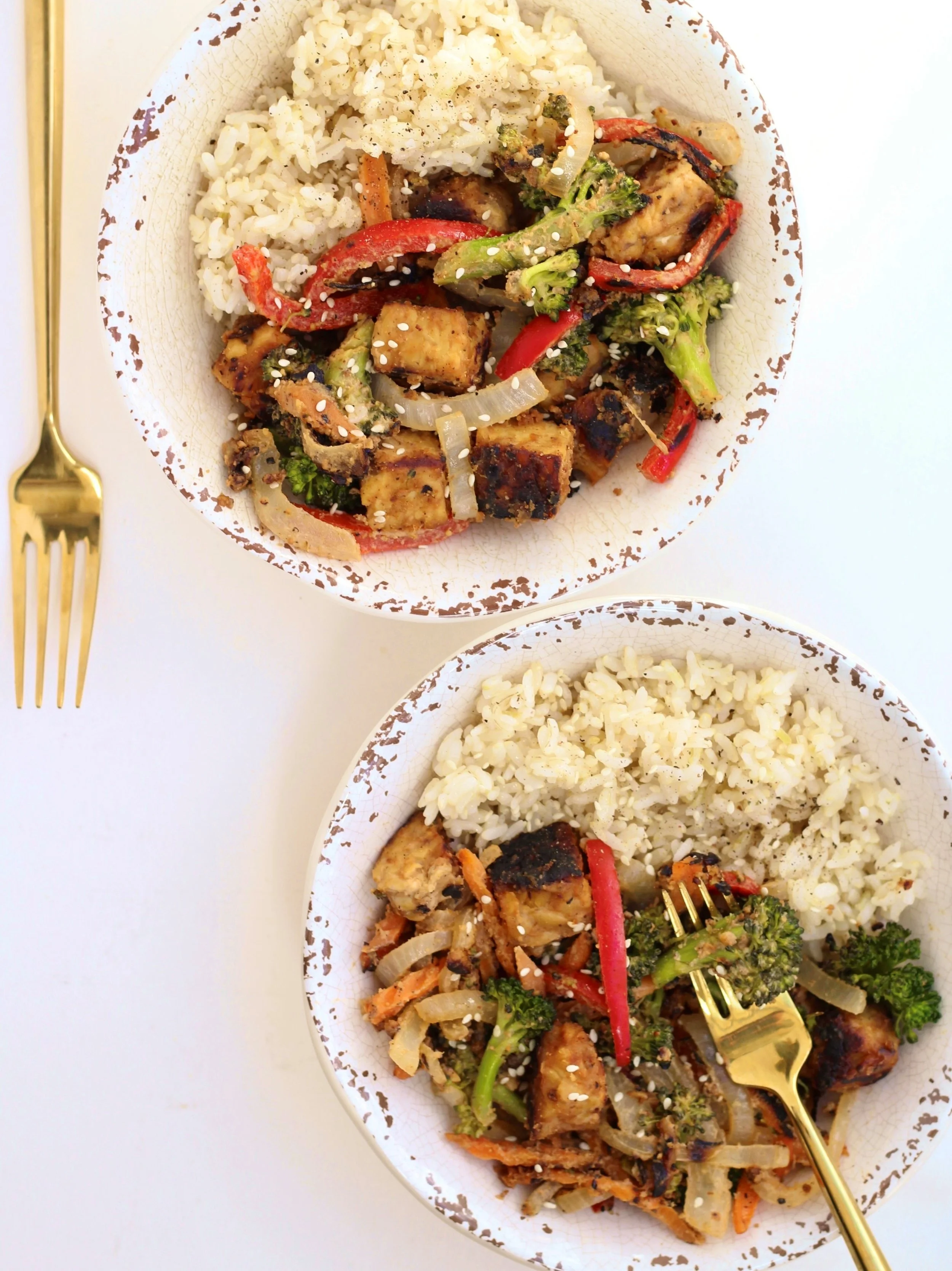 Tempeh Stir Fry with Peanut Ginger Sauce — NOURISH by April