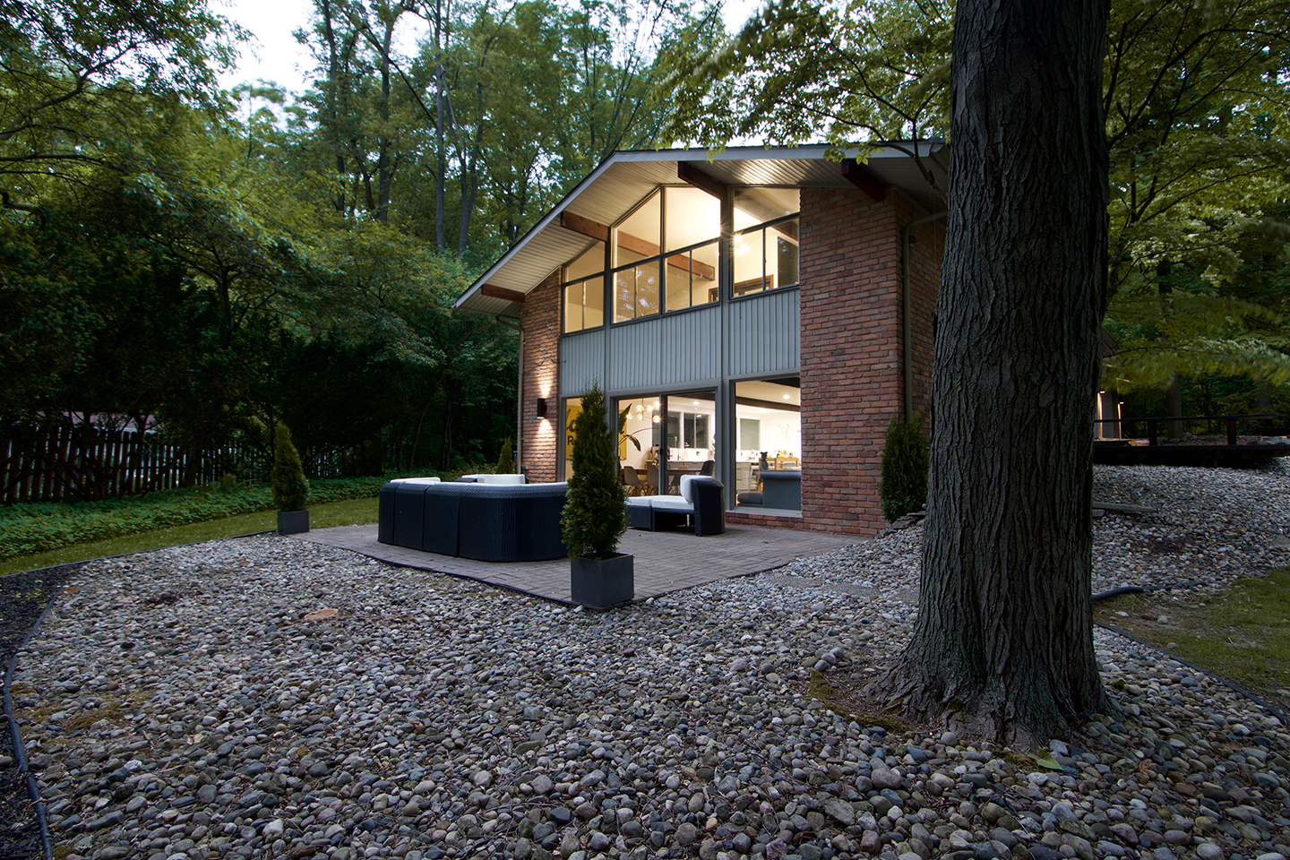 EEXTERIOR1.jpg