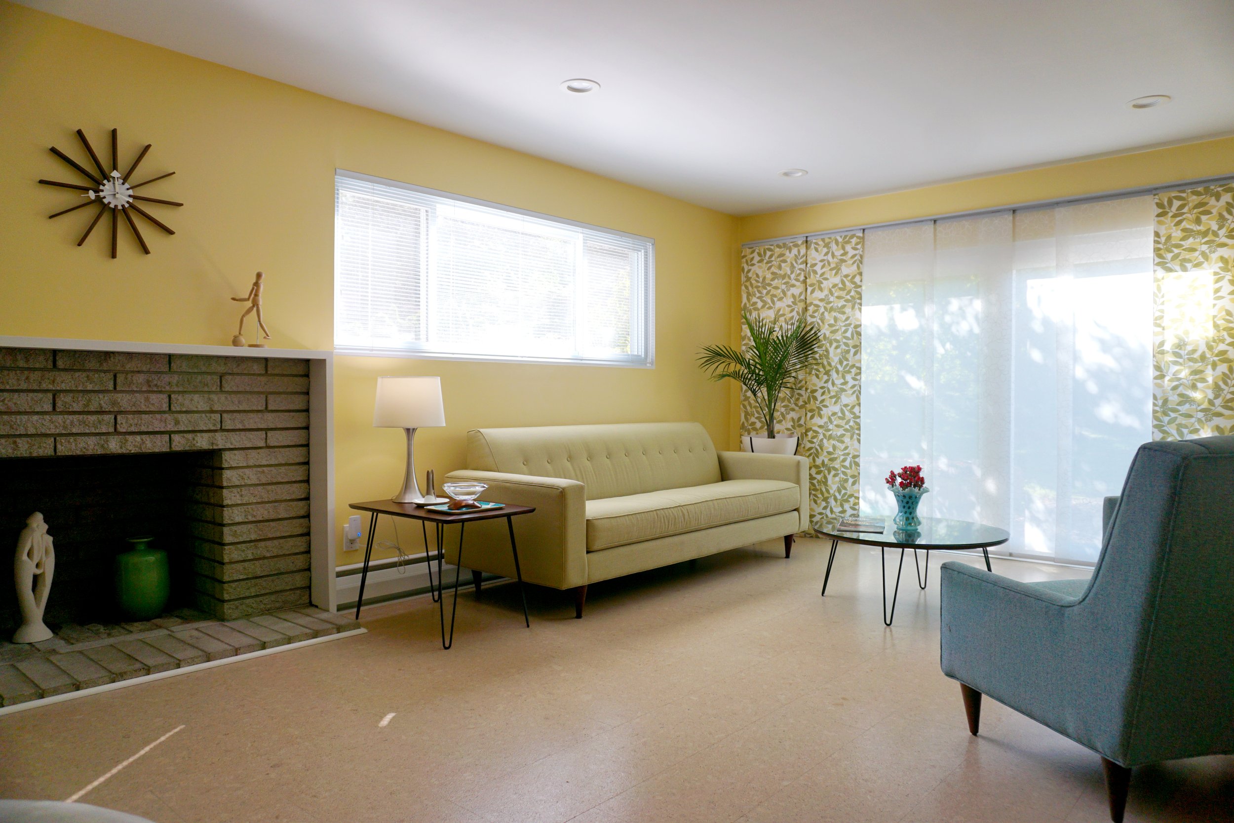 Sunny Livingroom.jpg