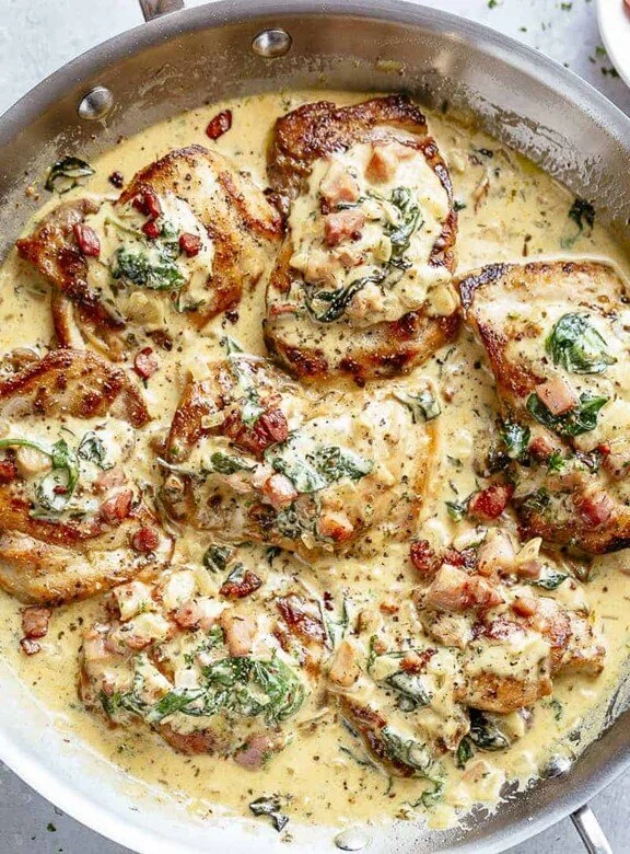 chicken in garlic spinach bacon sauce.jpg