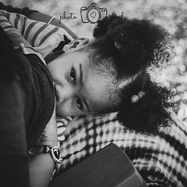 How-to-choose-a-lactation-consultant-extended-breastfeeding-image-by-photo-doula.jpg