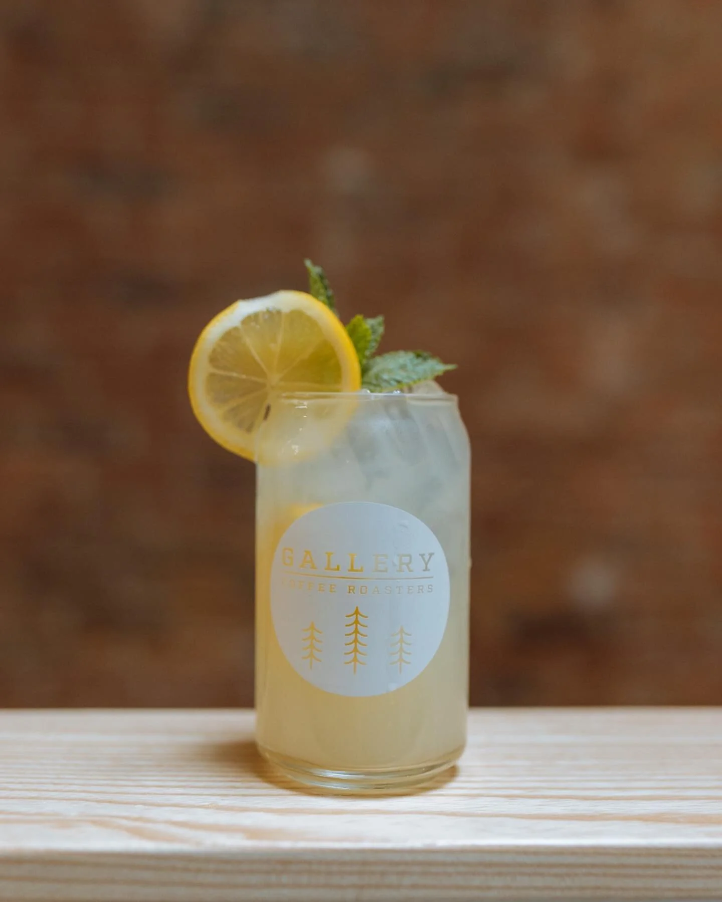 $2 Tuesday is back again! From 3p-5p this afternoon all of our Iced Teas and Lemonade will just be $2. Get em while it’s hot (outside)!