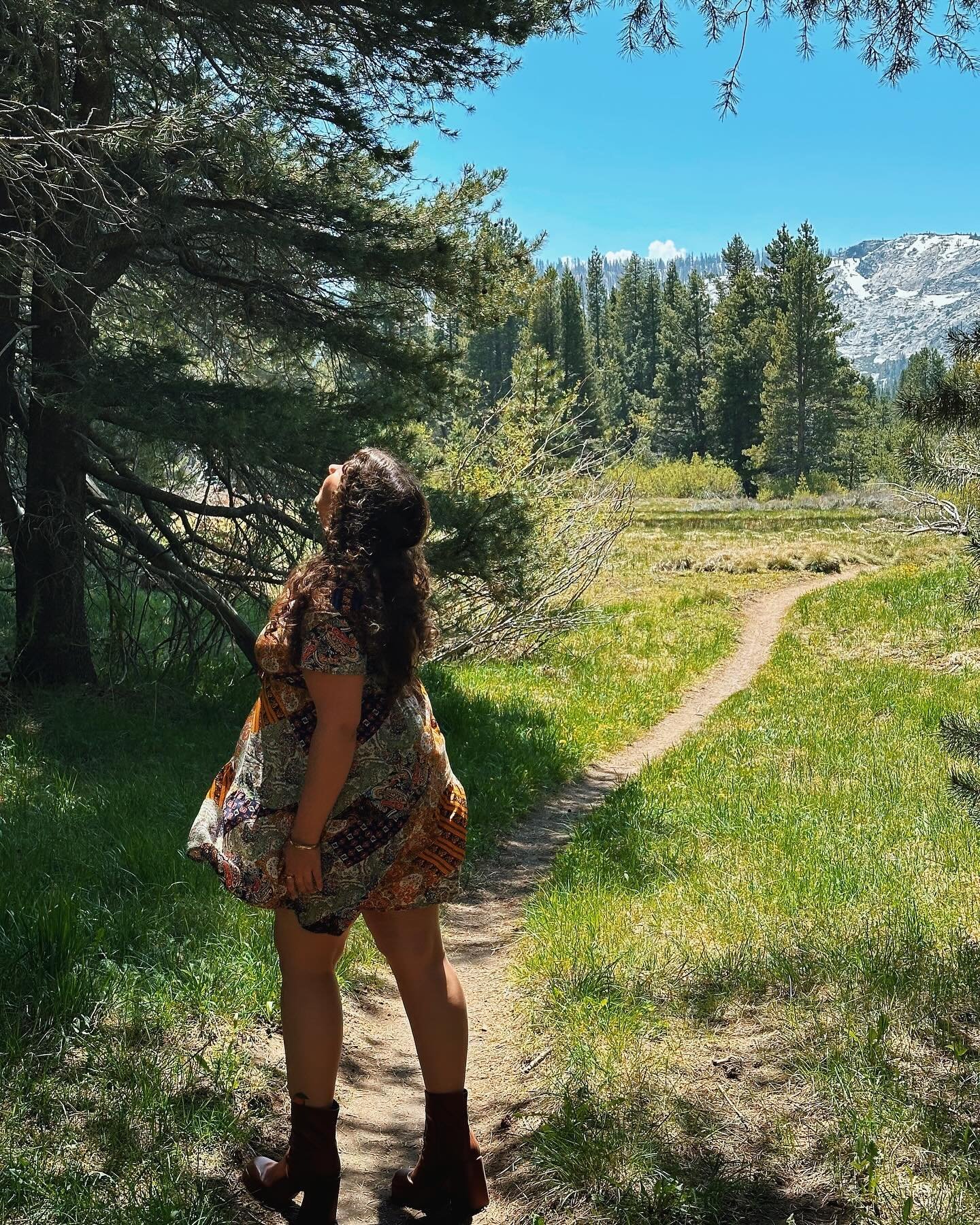 The wind was an unpaid actor🌬️

Back to frolicking in the woods &amp; being grateful for life🌷