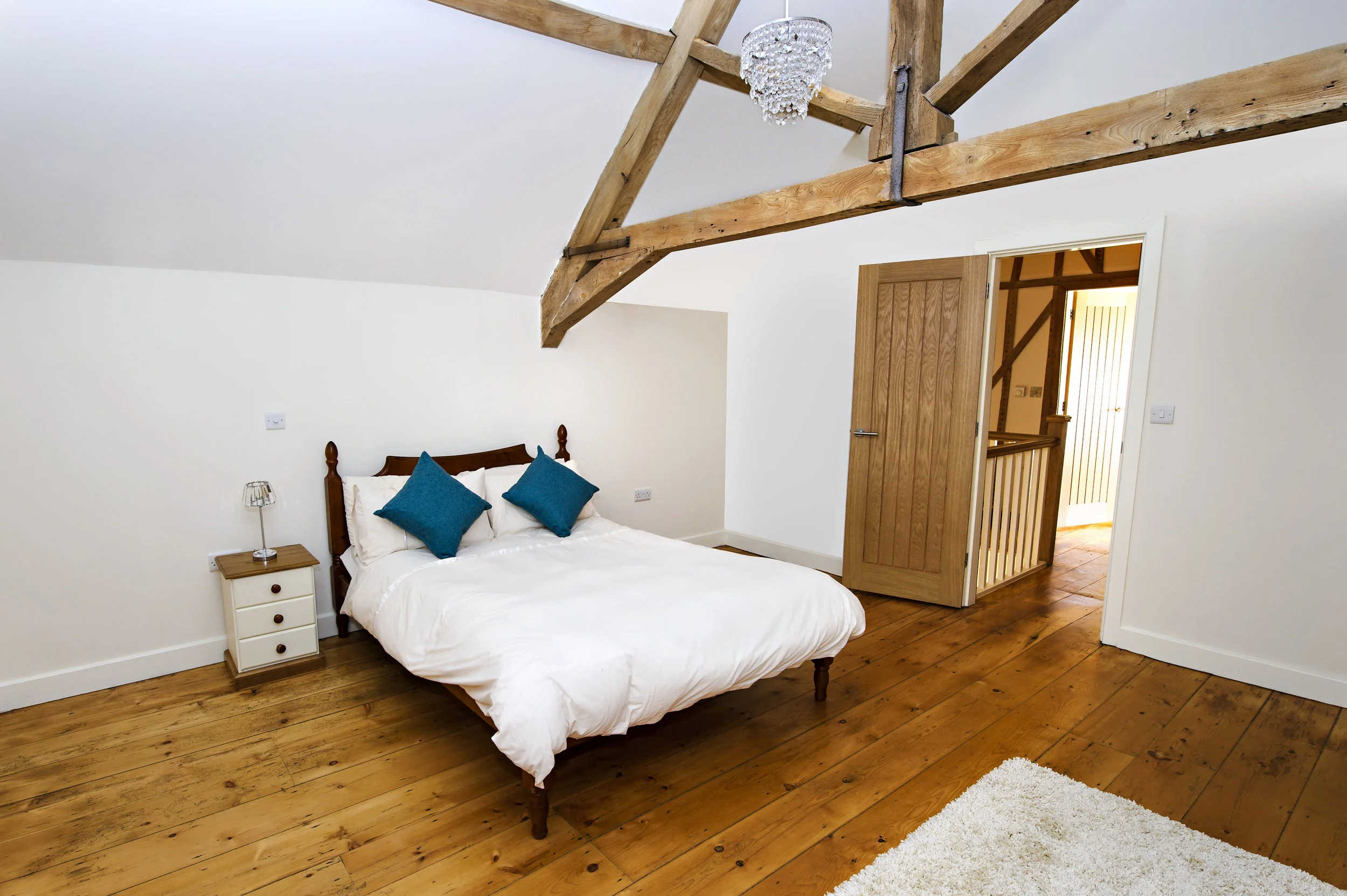 The Farmhouse-001.jpg