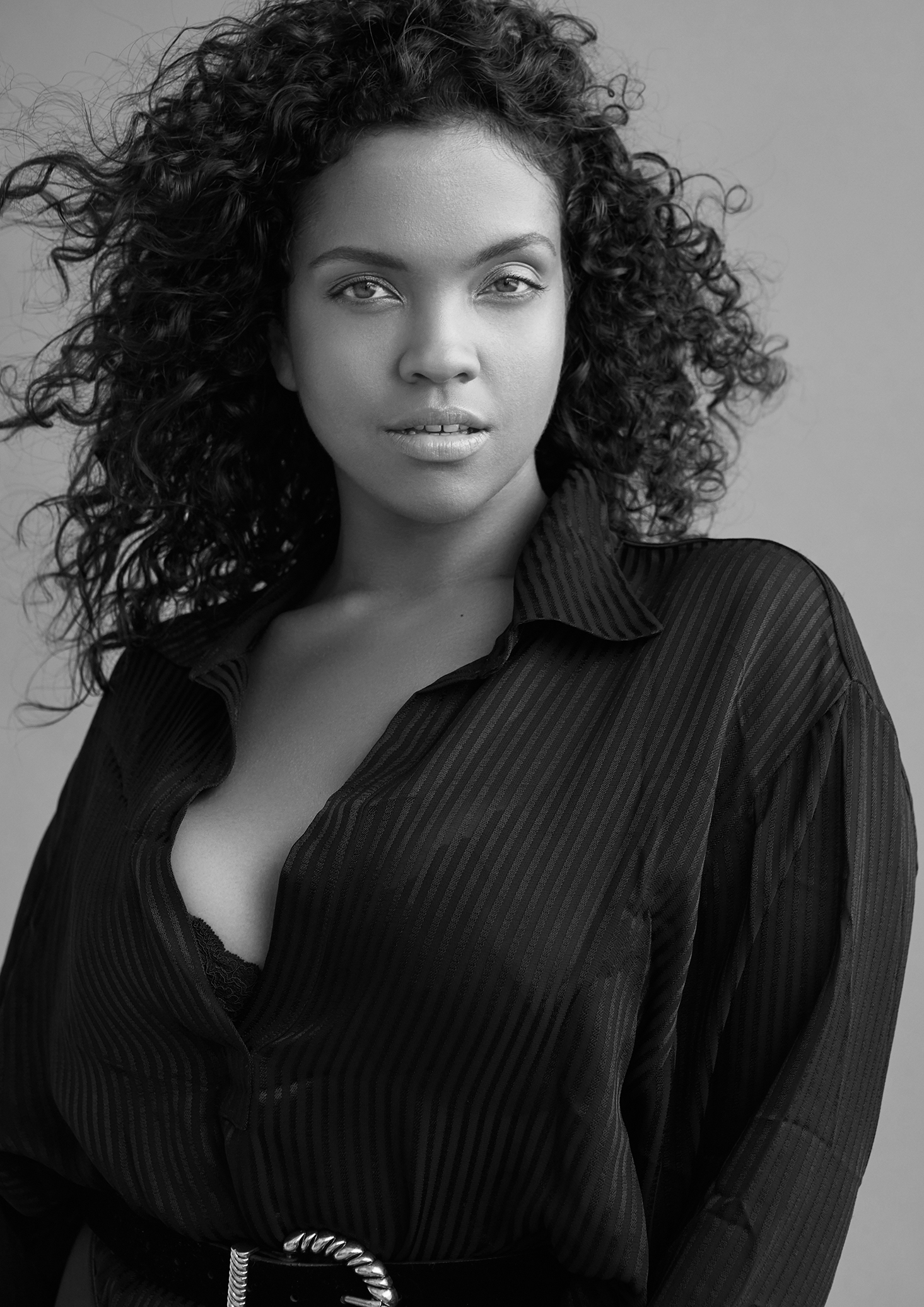 FLORINDA(ONE)150352bw.jpg