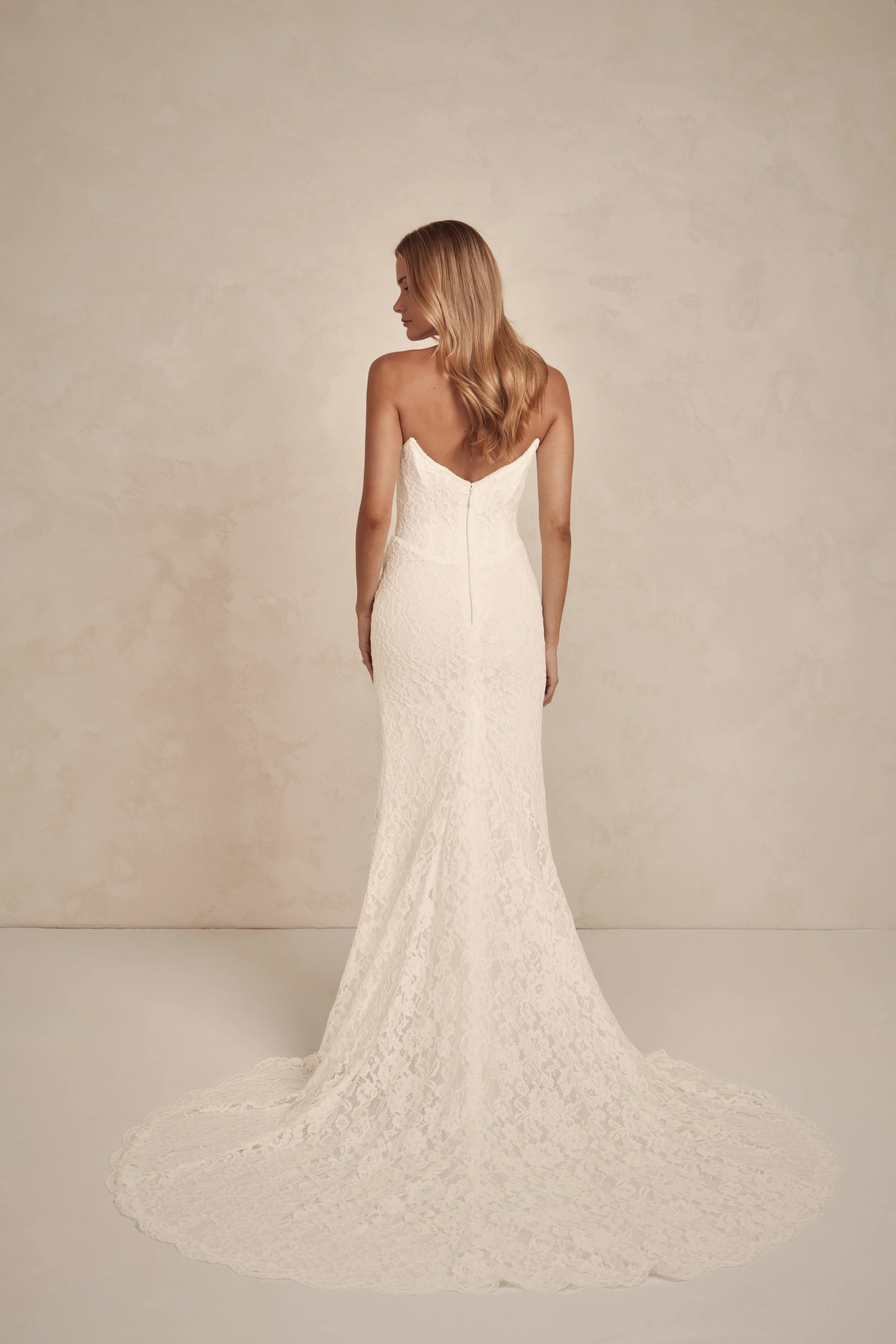 frankie-wedding-dress-made-with-love-bridal-taneisha-web-10.jpg