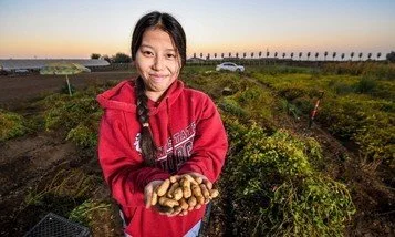 Grant Opportunity: FY23 USDA Farm to School RFA
