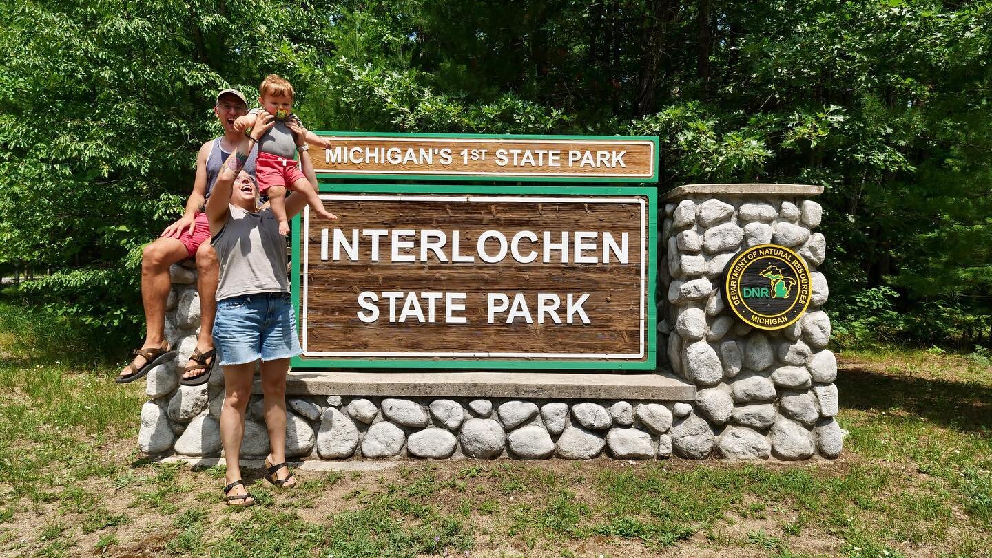 Another family photo at another Michigan state park. Jim wants to make a photo wall of every SP Loren has been to. So far he&rsquo;s at 8! There are 74 total&hellip;

Tomorrow we head to our 9th SP and try our hand at boondocking for the first time. 