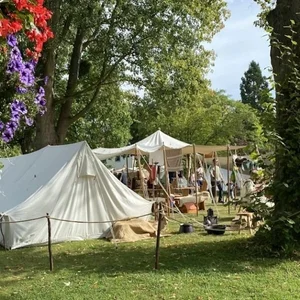 Renaissance Fairs and Medieval Reenactments in the US (With On-Site