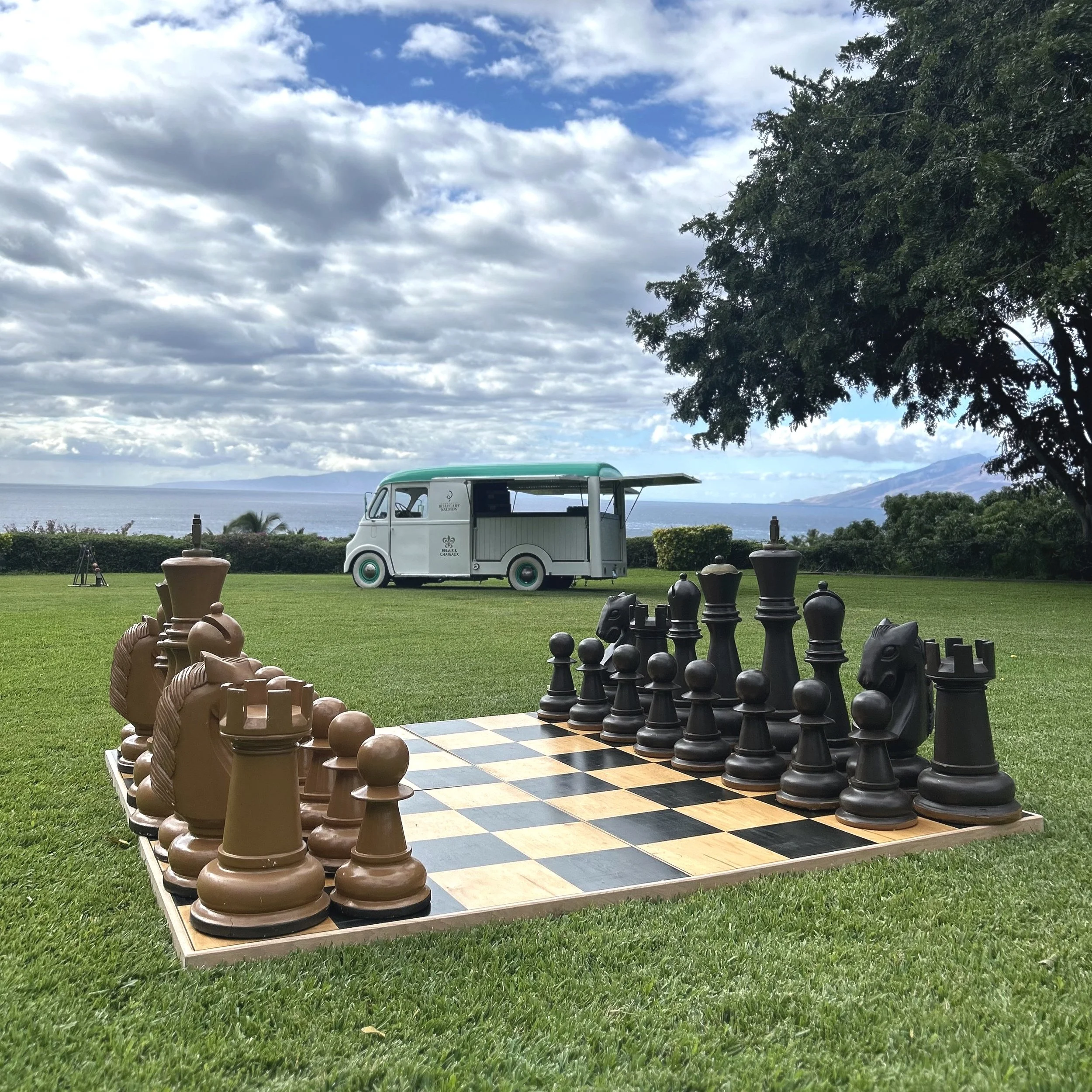 heavyweight-life-sized-chess-maui-rental.jpg
