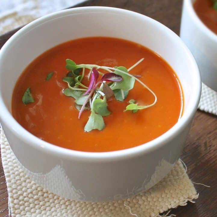 food-yoga-retreat-tomato-soup.jpg