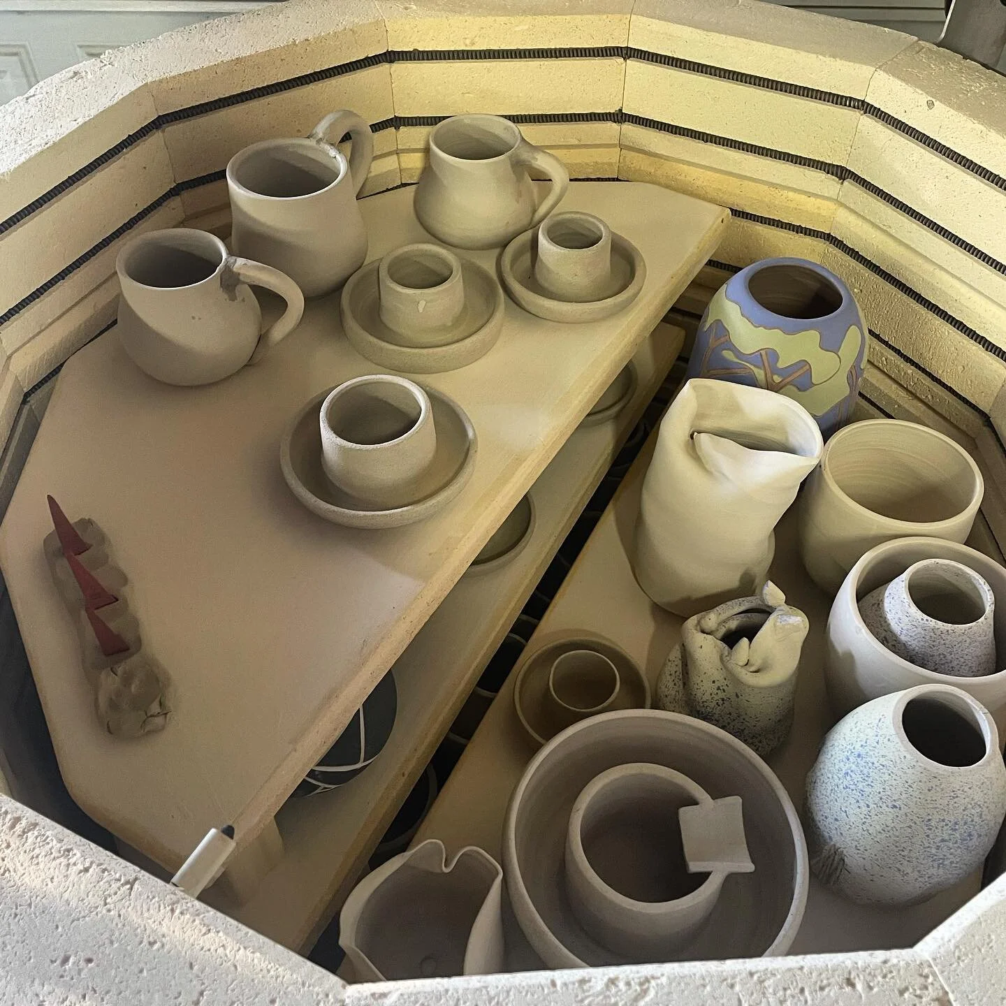 Here we go. Let&rsquo;s hope the loading worked and the kiln goddess is on my side.