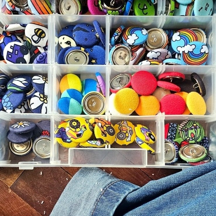 buttons+and+buttons.jpg