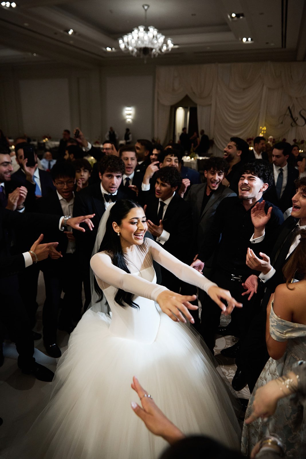 D810-TT-001 8922Vsrgb_websize.jpg