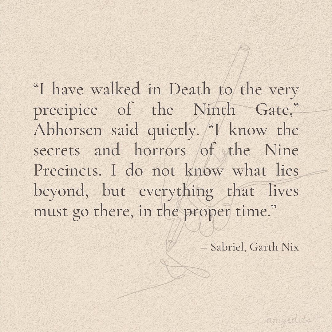 🌟𝐐𝐎𝐓𝐃🌟⁣⁣
⁣⁣
I couldn&rsquo;t help but post a Sabriel quote after my last post, and I think this sums up the vibe of this series quite nicely.⁣⁣
⁣⁣
As I mentioned the other day, it&rsquo;s a great book to learn from for anyone honing their own s
